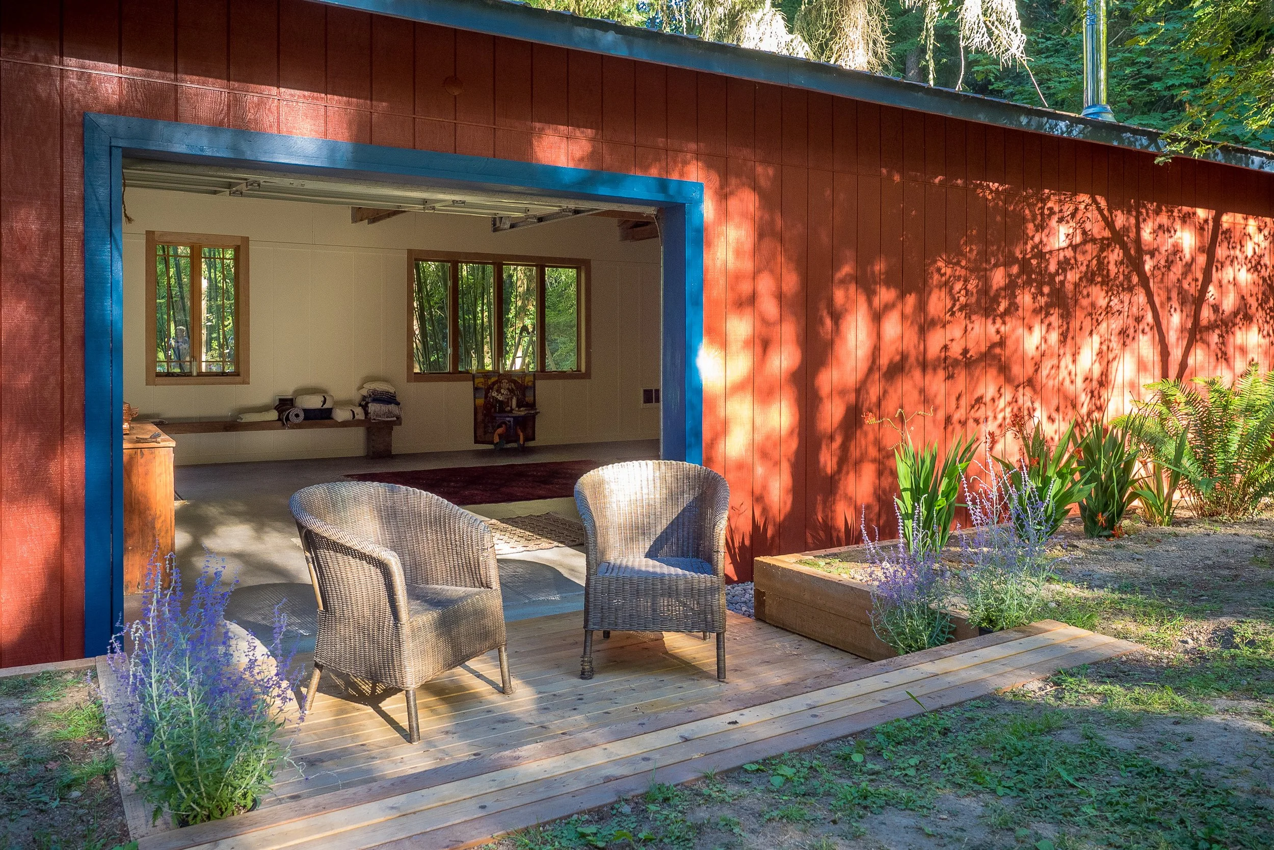Harpers Hill Retreat Studio Patio.jpeg