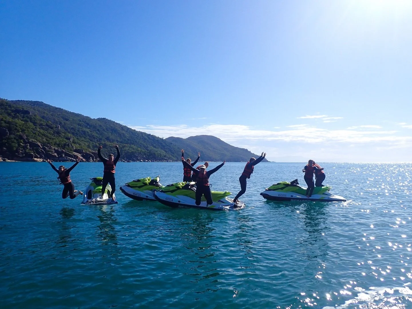 We really do have the best customers 🙌🏻

An afternoon of swims, snacks, wildlife encounters, speed and nonstop fun&hellip; because our full island tour is truly a whole experience 🌊

#thisismagneticisland #magneticisland #upforunexpected #townsvil