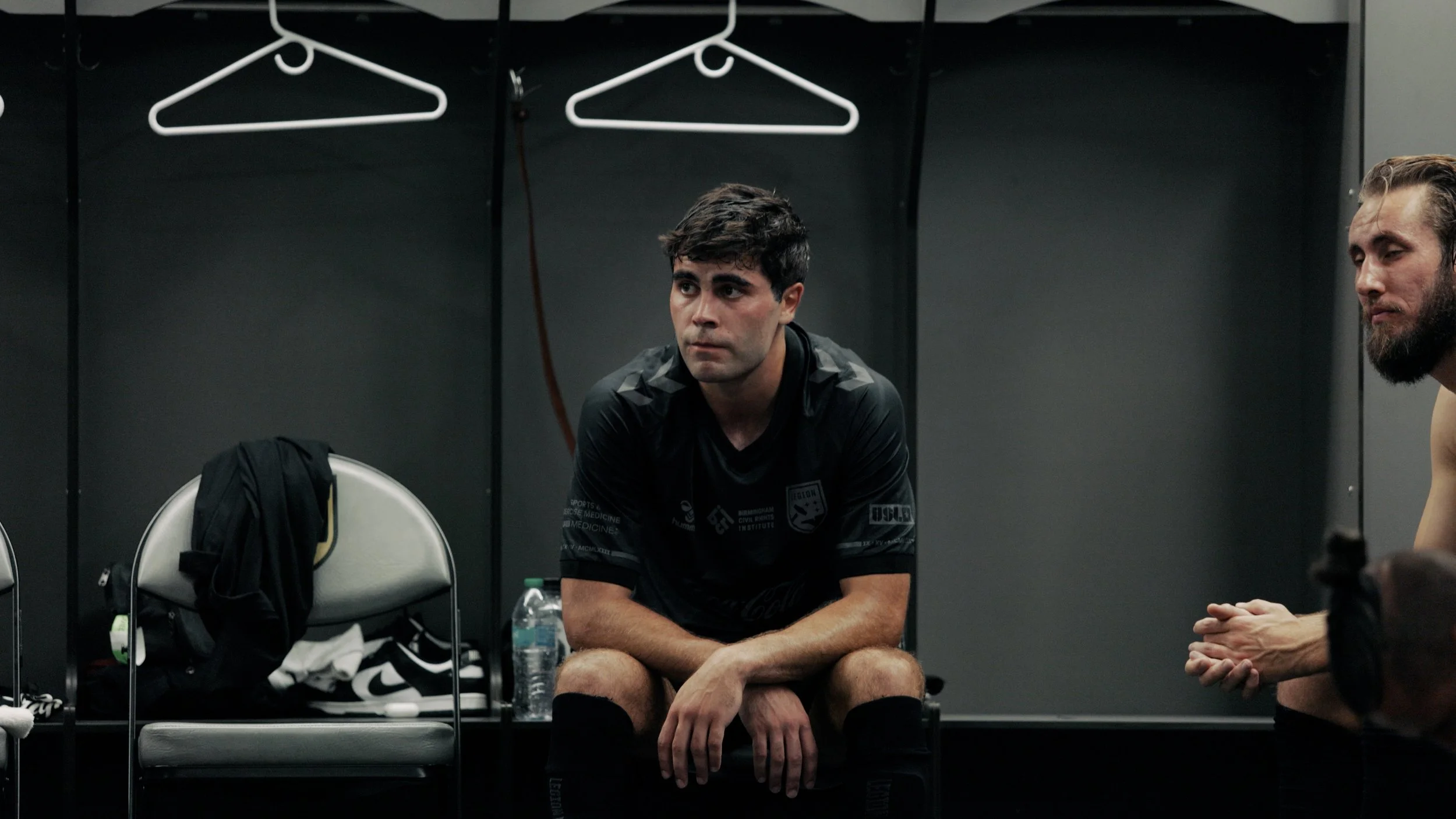 Sequence 02.00_24_59_01.Still087.jpg