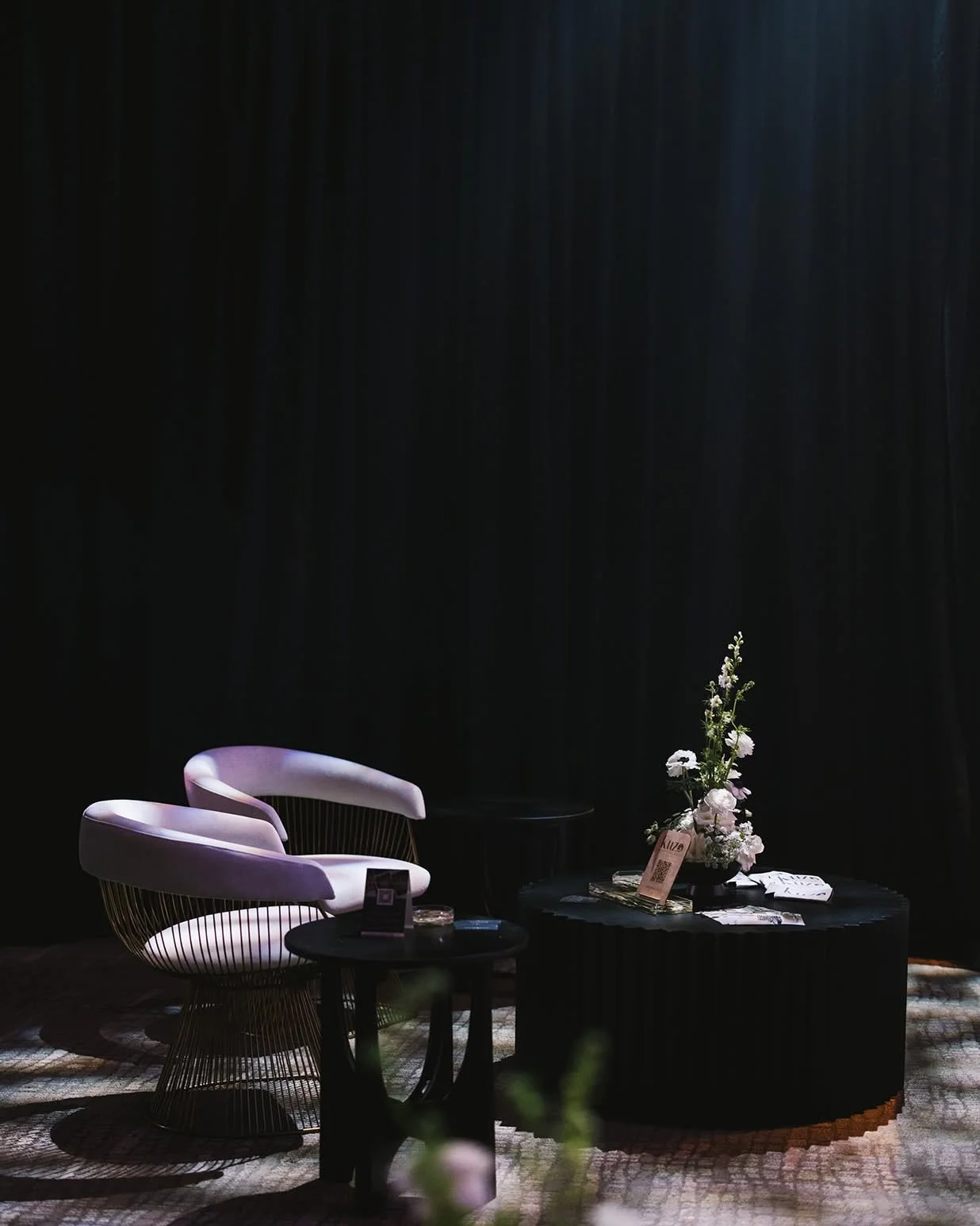 Immerse yourself in black and white sophistication. 🤍🖤

Flash black to last years @modluxweddingsphl Black and White party 

Featuring our: 
Harper Banquettes 
Blake High tops 
Gatsby Accent Chairs 
Vet Communal High tops

@lovehausevents 
@modluxw