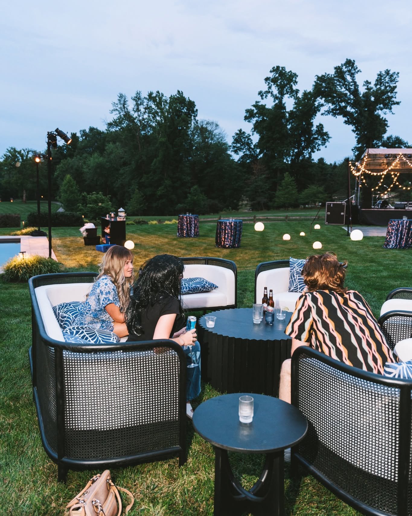 Here at Kuzo we're ready for more summer nights and more unforgettable memories! 

Ps. we really just want this warm weather to stay... Like if you agree 😆

@fultonevents 
@afrikarmando 
@thelumineers 
@eventquip 
@elizabethmargaretevents 
@revoluti