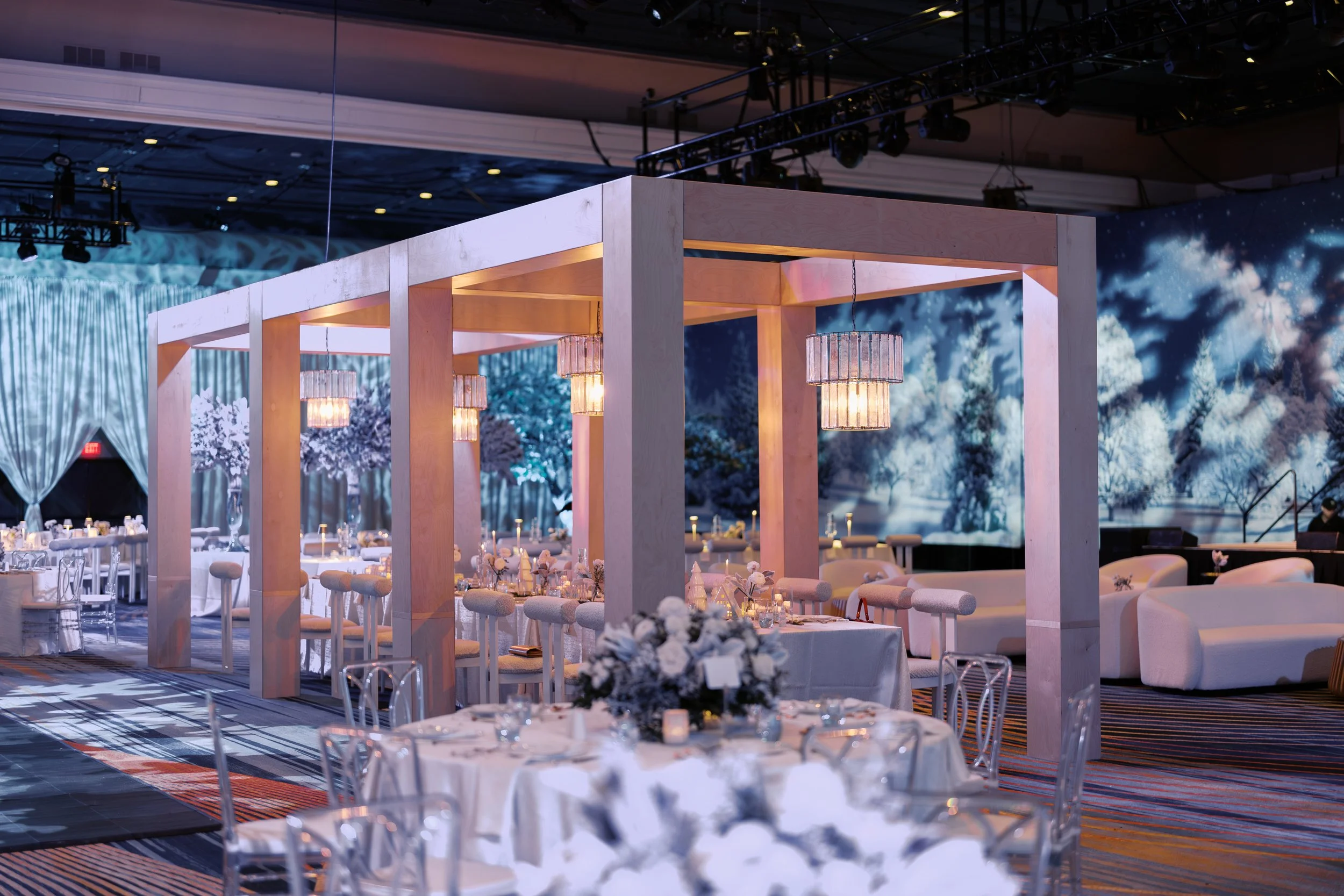 Pergolas + Staging