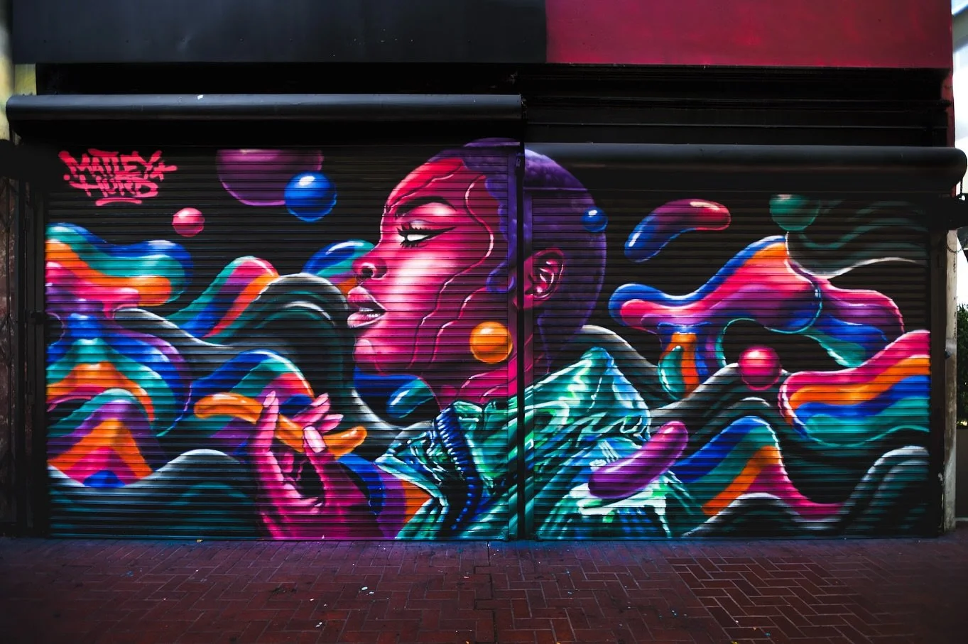 NEW Mid-Market Murals! July&rsquo;s Unstaged event featured live art, including two live murals being painted in real time. 

🫟 Slide 1: between Crazy Horse and the Timbri by @matleyhurd. 

🫟 Slide 2: at the corner of 6th &amp; Market by @maliksart