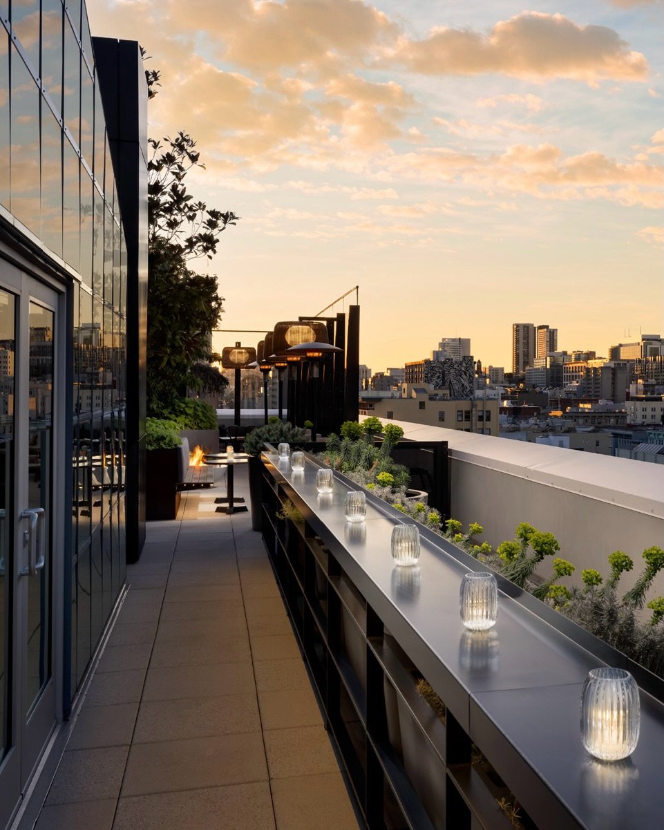 Crafts, this view, and who? 🙋

Enjoy this EXCEPTIONAL weather with us as Well-Crafted comes to the rooftops. We&rsquo;re making art at Rise Over Run @riseoverrun.sf on the roof of the  @timbrihotel tonight, March 17  5:30-7:30. 

The kumihimo worksh