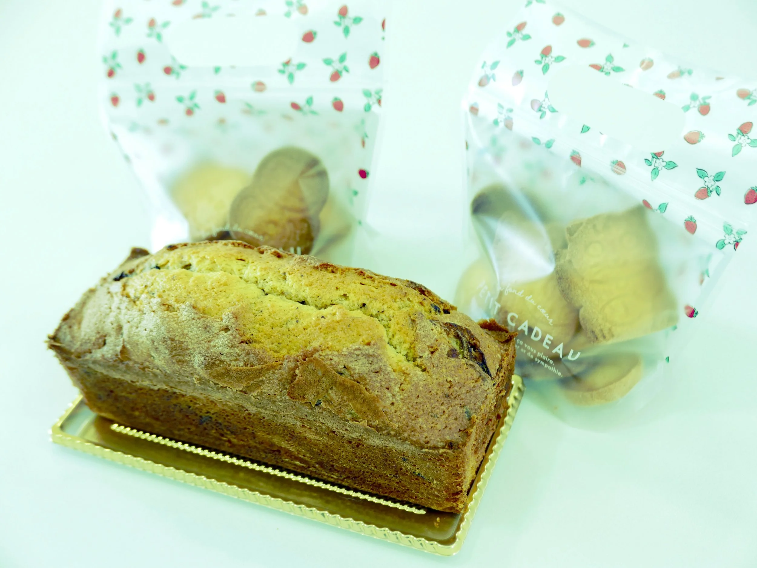 「美味しい色」には勇気が必要！チョコパウンドとクッキーの研究報告