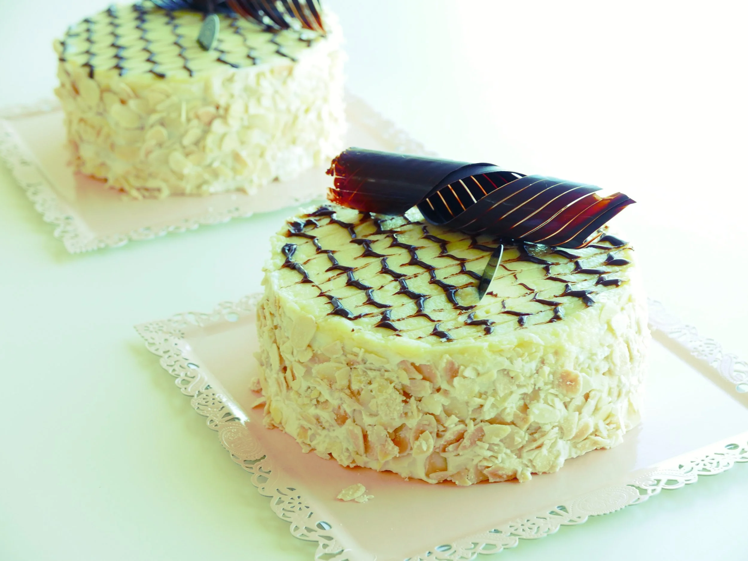 【生徒様作品】リクエストレッスン「エステルハーティトルテ」の美しい仕上がり｜パティスリー301