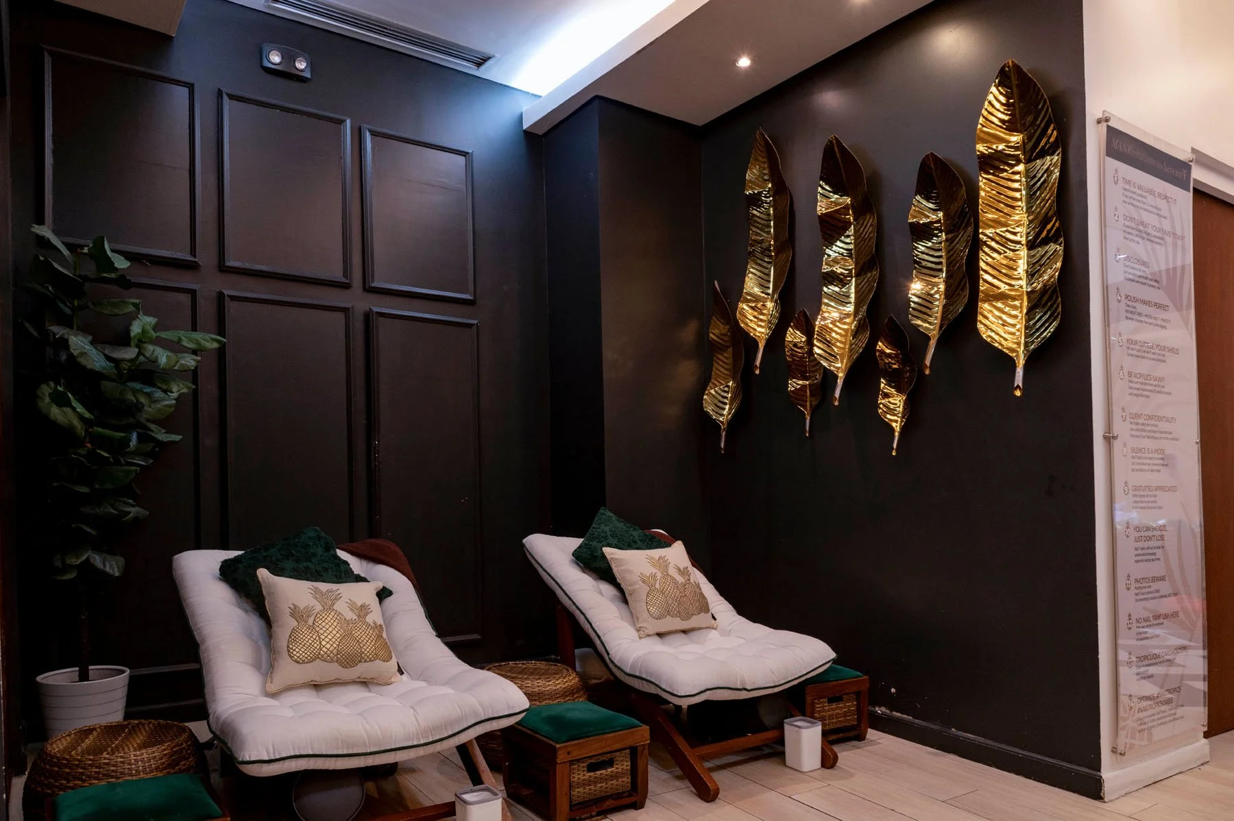 Main Seating Area 5.jpg