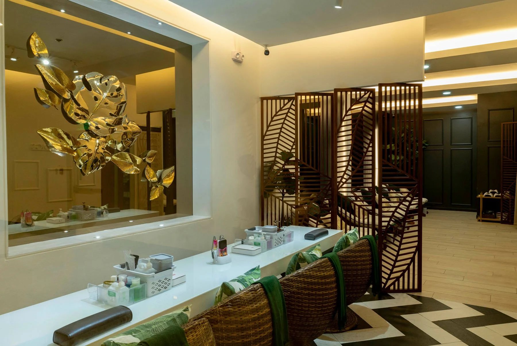 Main Seating Area 4.jpg