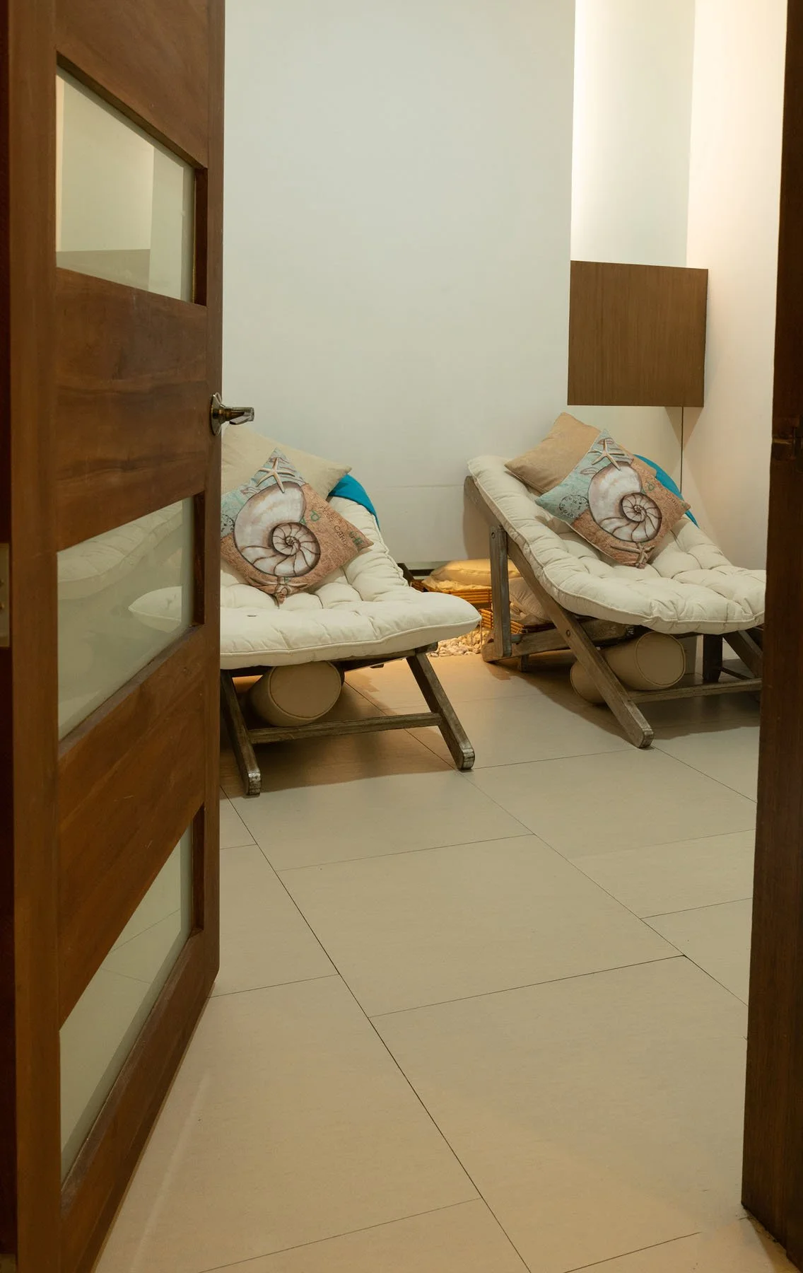 VIP Room 1.jpg