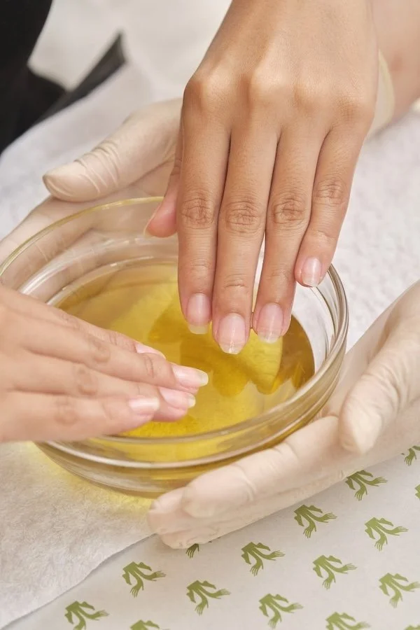 Nail Tropics manicure service