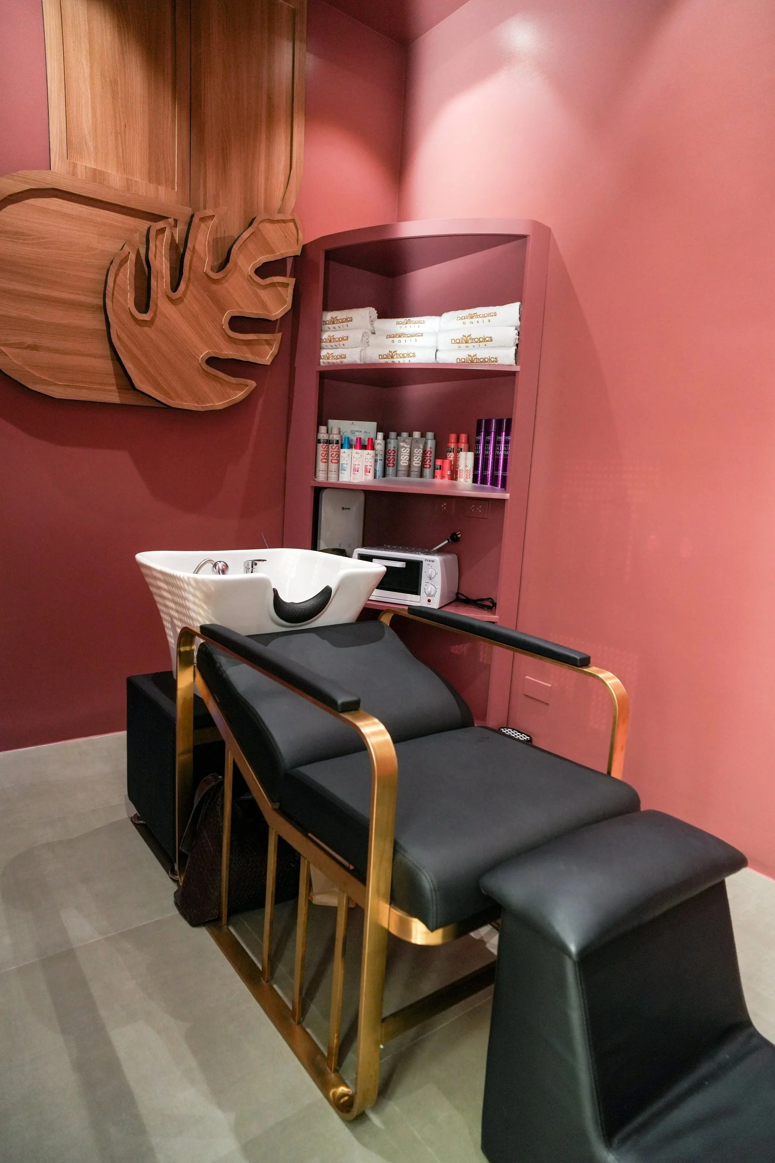 Shampoo Area