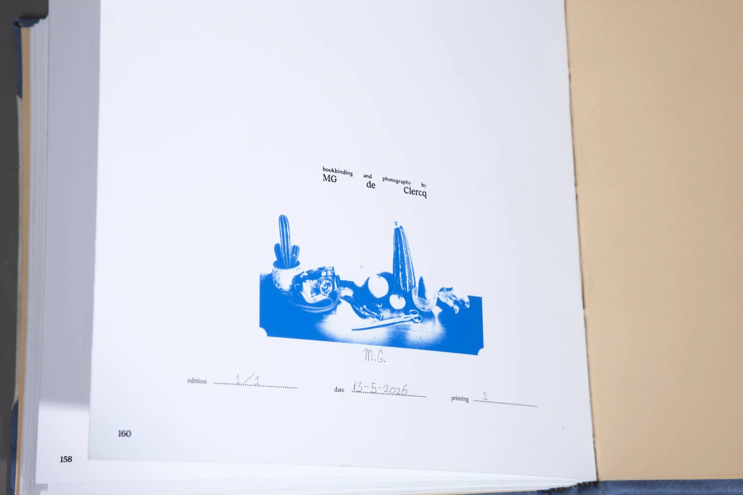 132y04805400.jpg