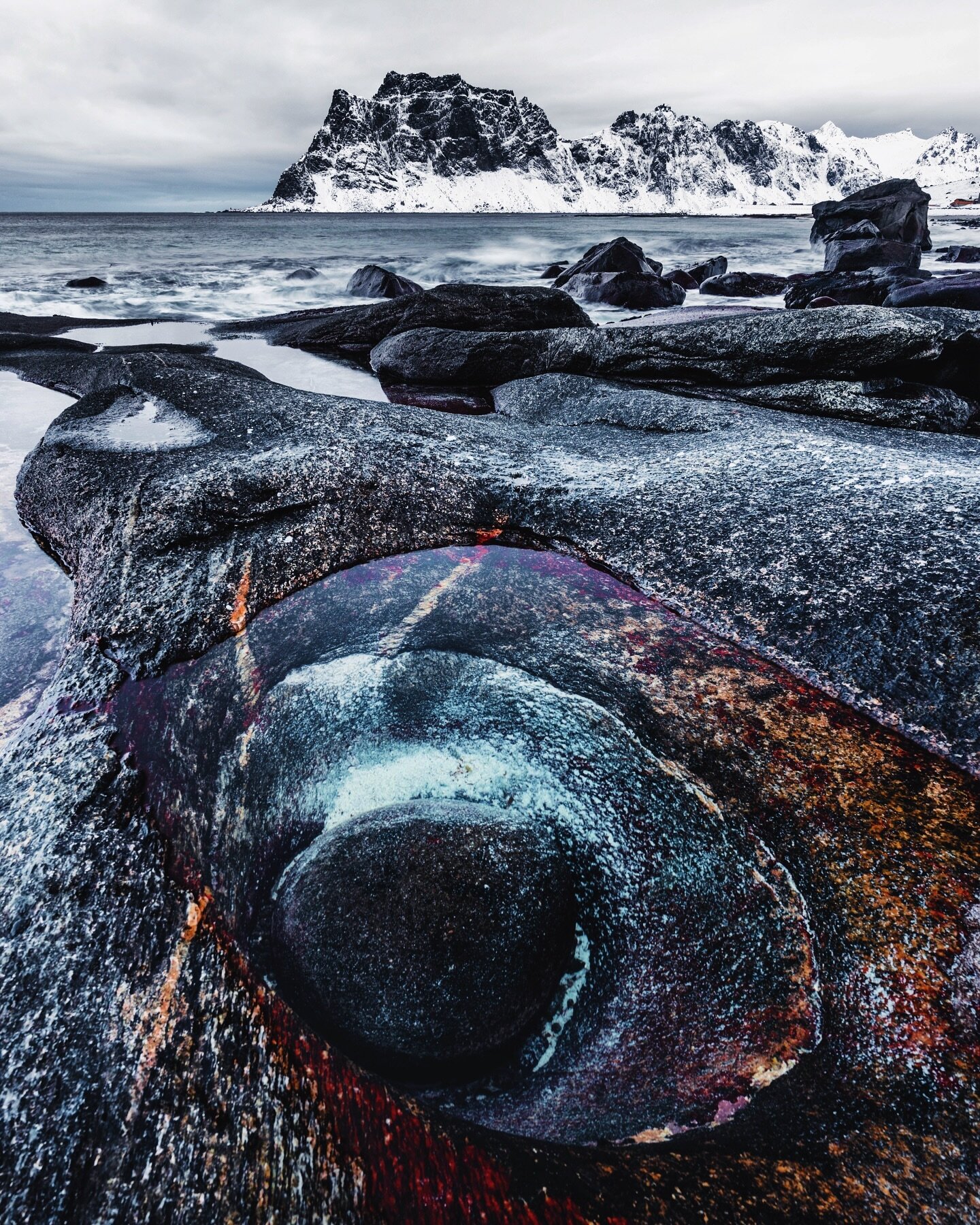 The so called &ldquo;Dragon&rsquo;s Eye&rdquo; is an interesting rock formation that gem be found on Uttakleiv Beach in the Lofoten Islands in northern Norway. 
It undoubtedly is a very interesting subject to photograph but I&rsquo;ve never seen as m