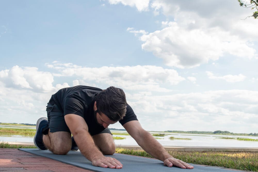 10 Benefits of Yoga for Men: Strength, Focus, and Mental Clarity