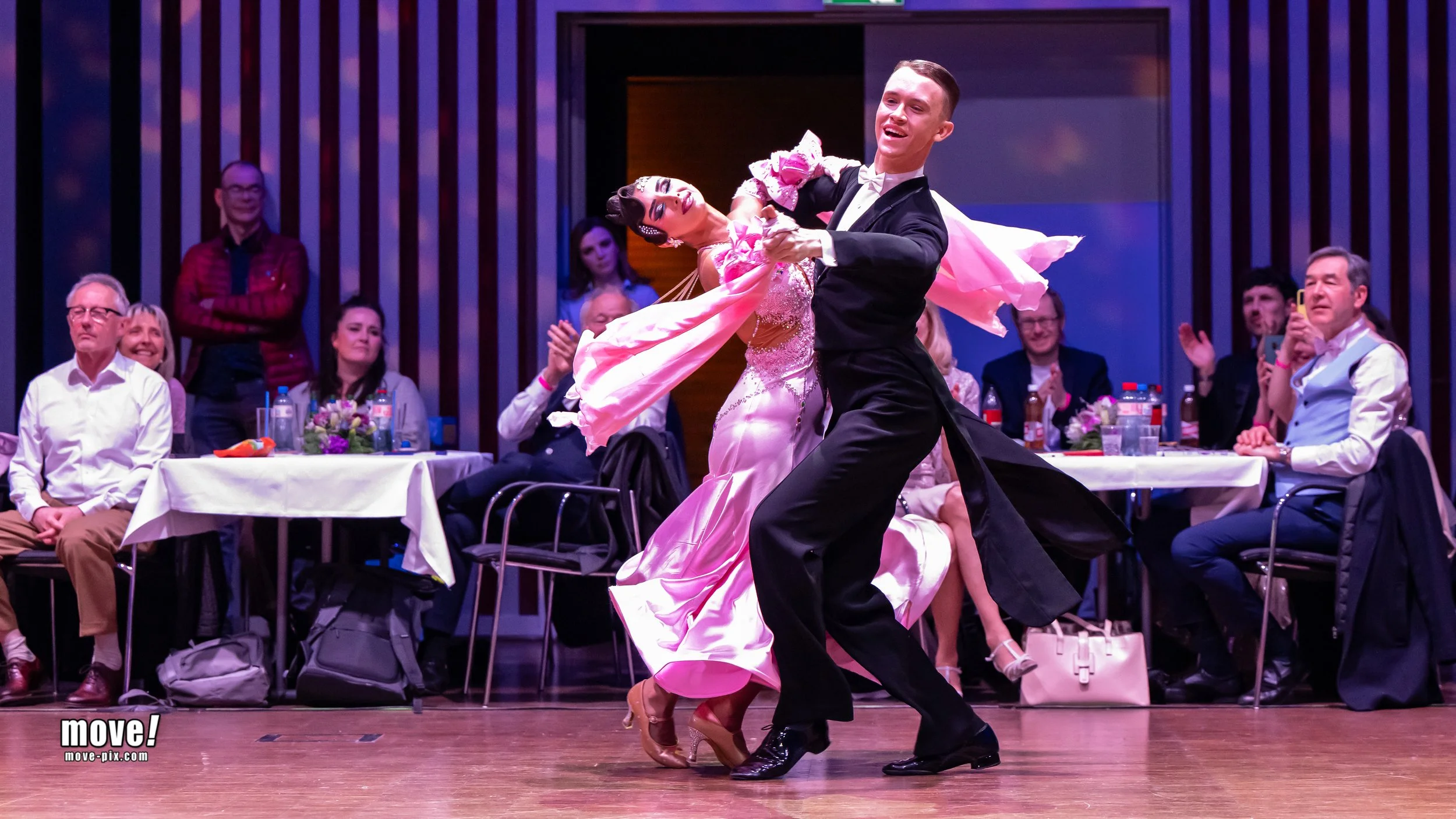 SM26-St-HK-F-061-ZF-6359-70195-1-001-006.jpg