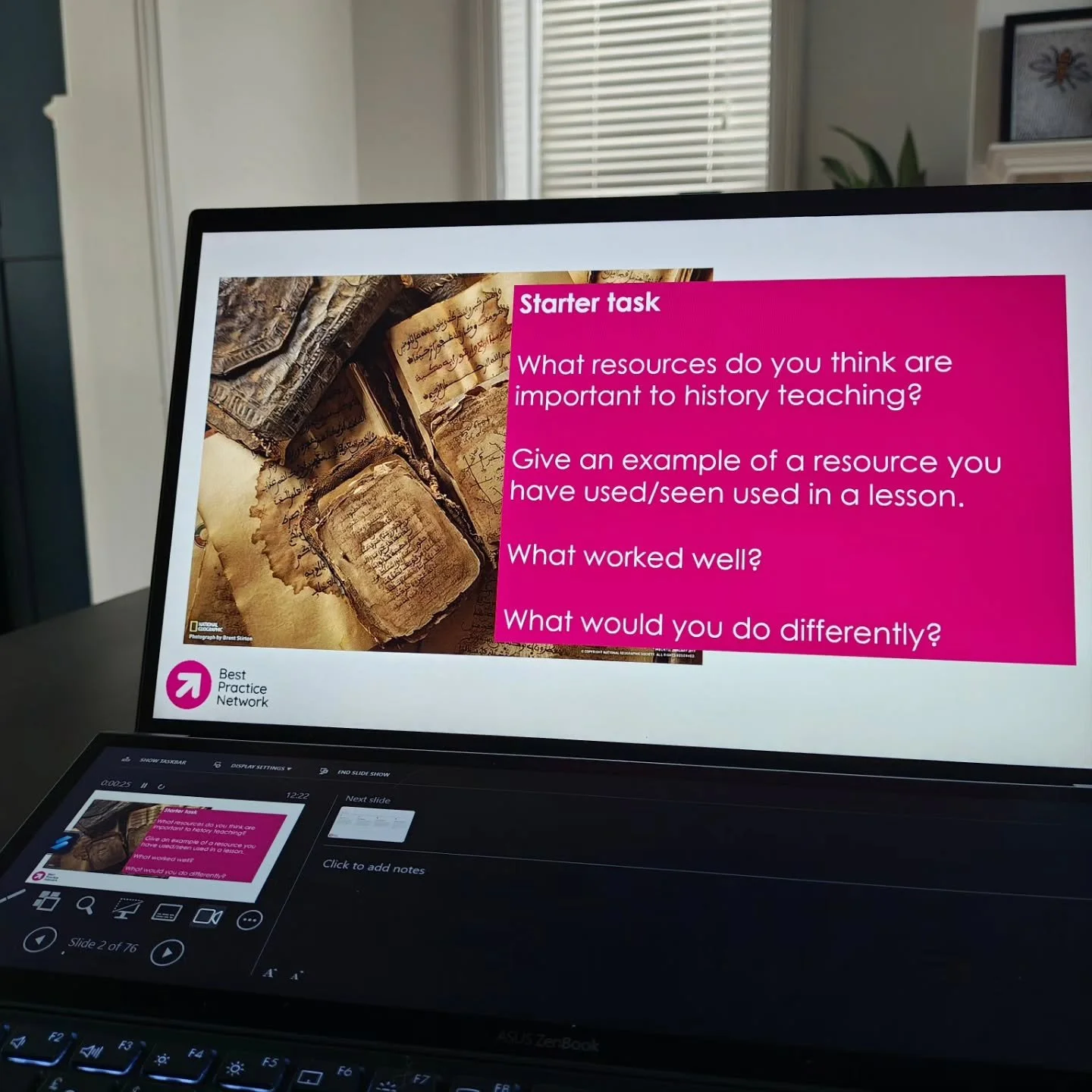 Great to work with @bestpracticenetworkbpn student teachers again today looking at teaching history and geography effectively!
Lots of talk around the importance of chronology and effective evaluation and use of sources of evidence in history. And i