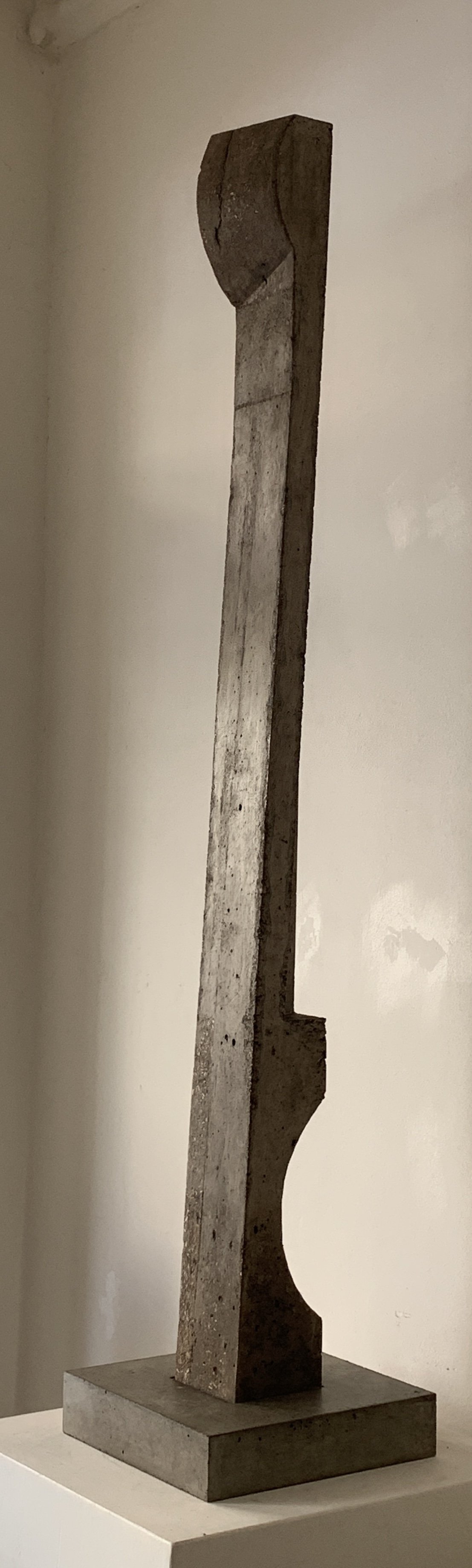 Angel Of History
cast concrete with Berlin sand, hemp and horse hair. 25 × 25× 125