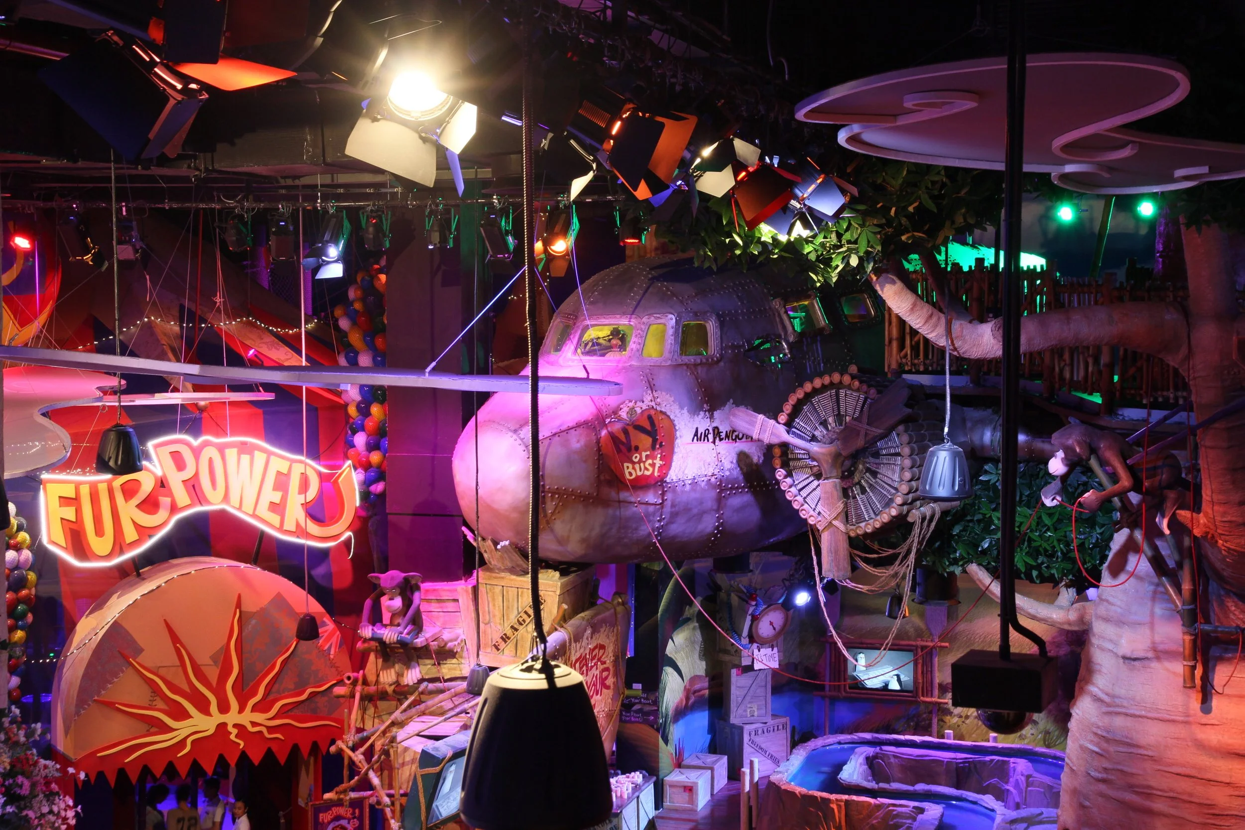 Circulation and science exhibits (50).JPG