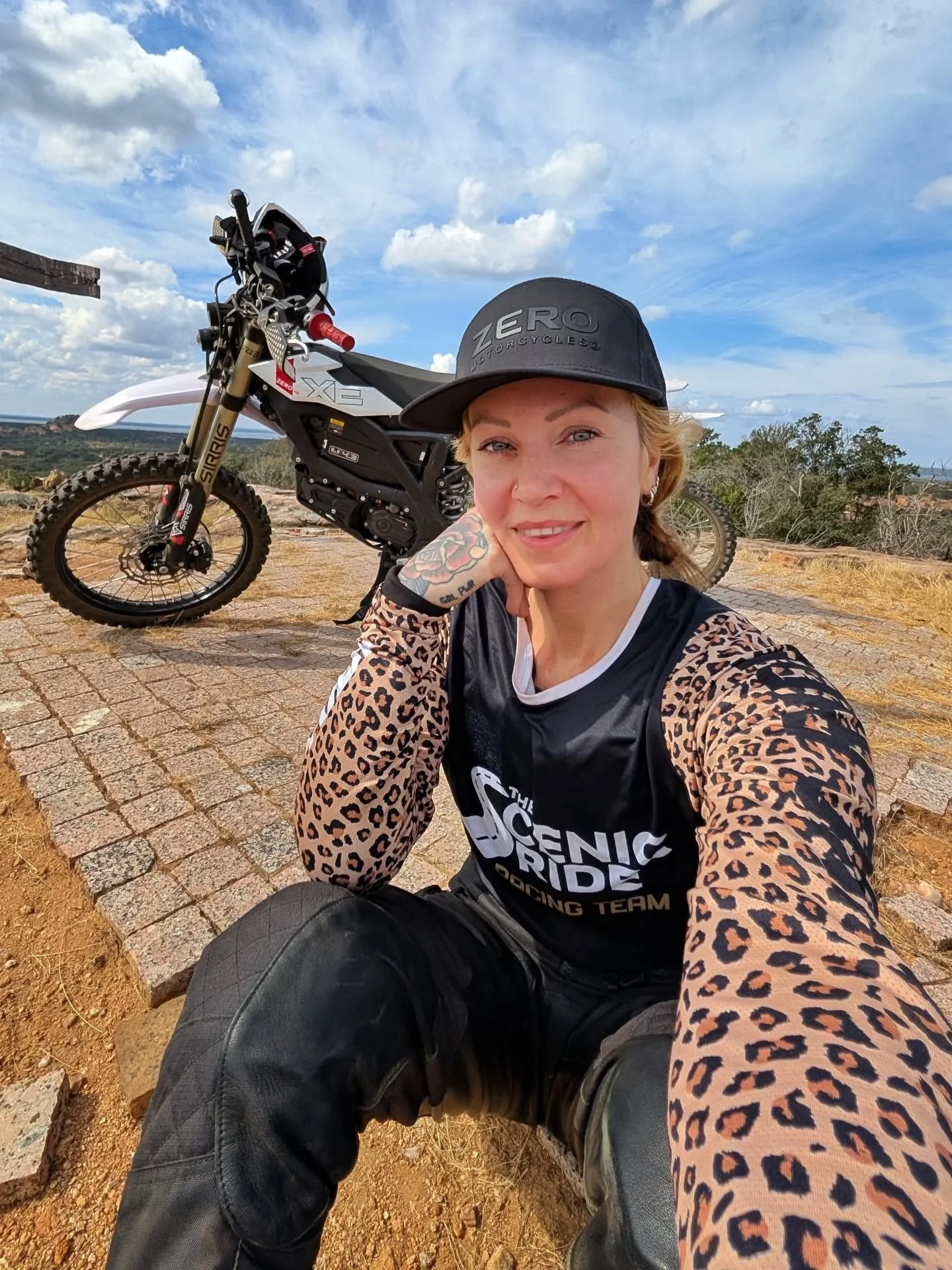 Motorcycles! Friends! Ice cream! Swimming! Shenanigans! ❤️
Thank you @zeromotorcycles for bringing me out to @touratexasrally this week. Ripped around all day yesterday on the XE dirt bike and the DSR/X adventure bike and they're so much fun. Electr