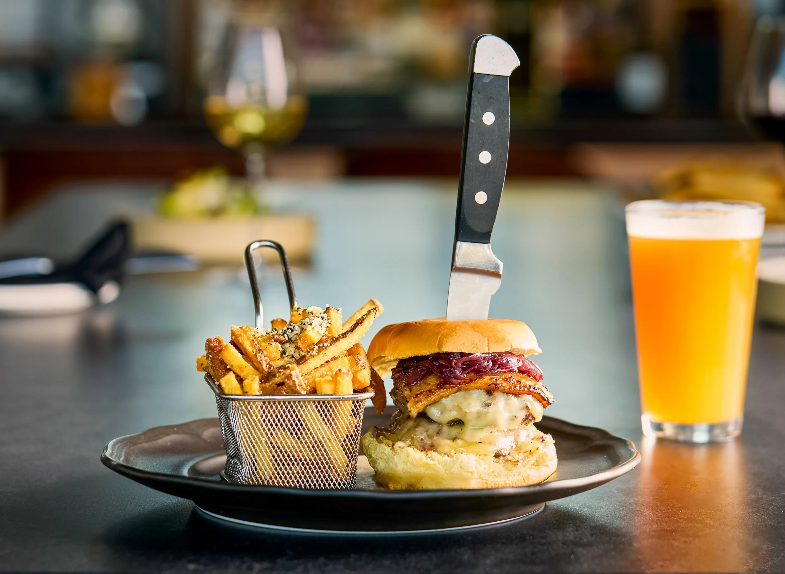L2-Burger-1.jpg
