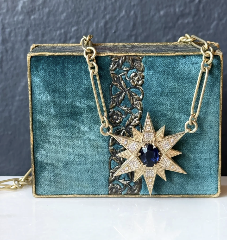 sapphire-star-necklace-2.png