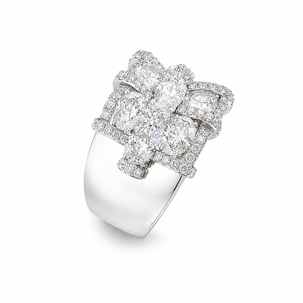 Lattice diamond ring on white side 9.1.26.png