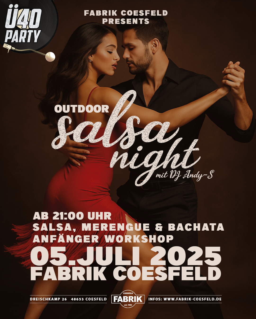 Outdoor Sala Night