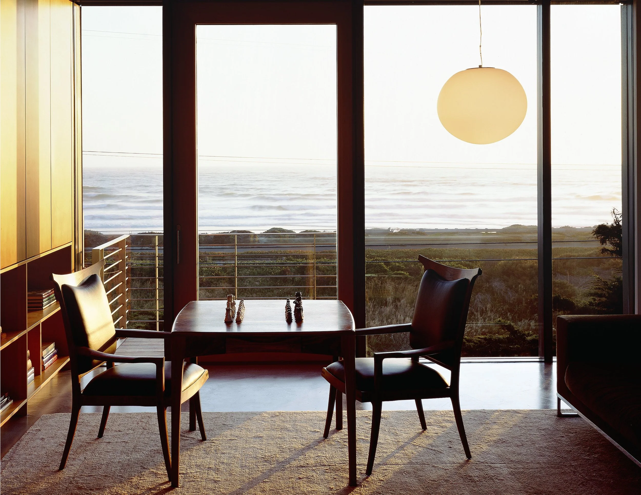 05 ChessSunset_Y_bdr_SR_fb.jpg