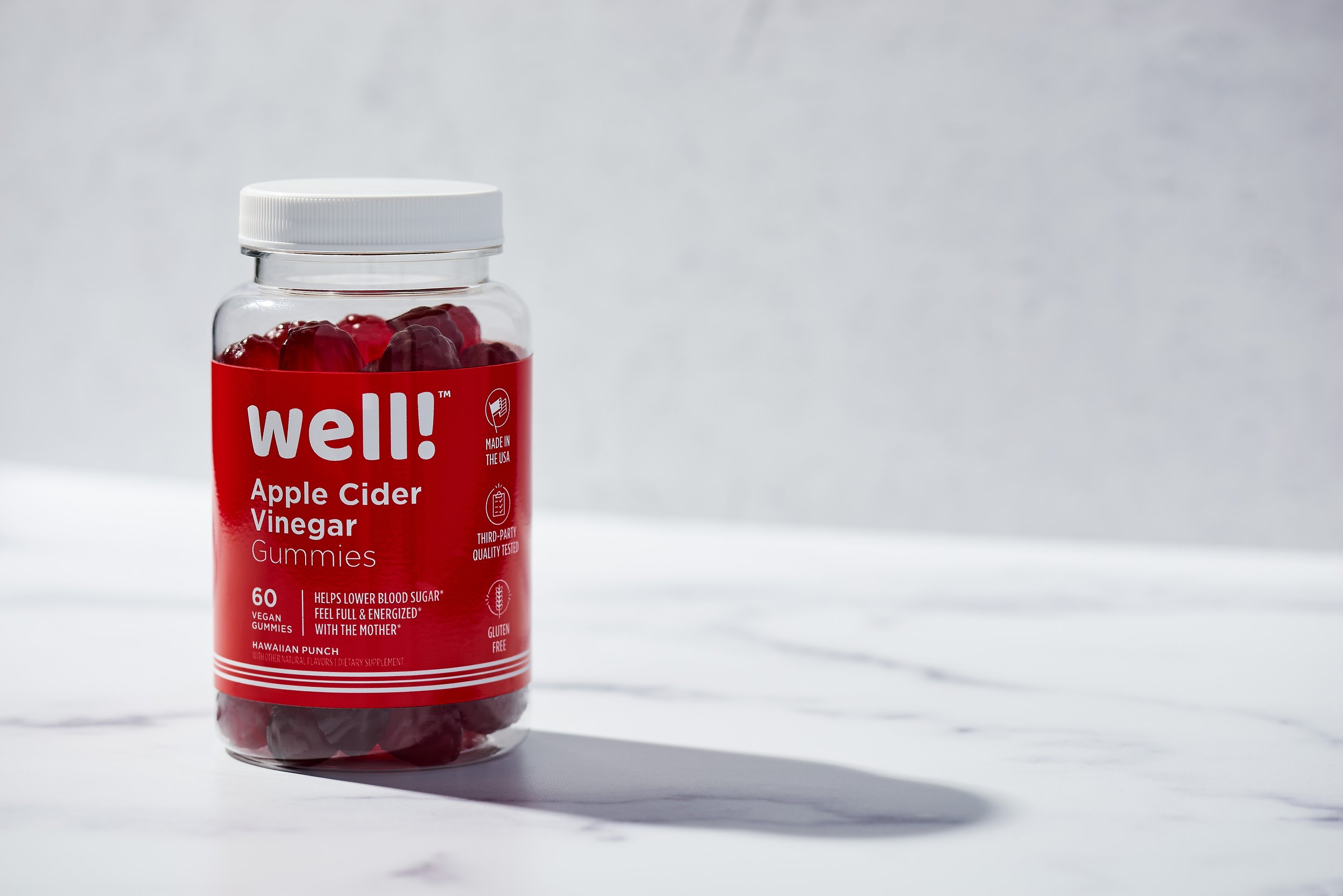 ￼210729_WEL-21-046￼_Apple Cider Vinegar Gummies4180.jpg