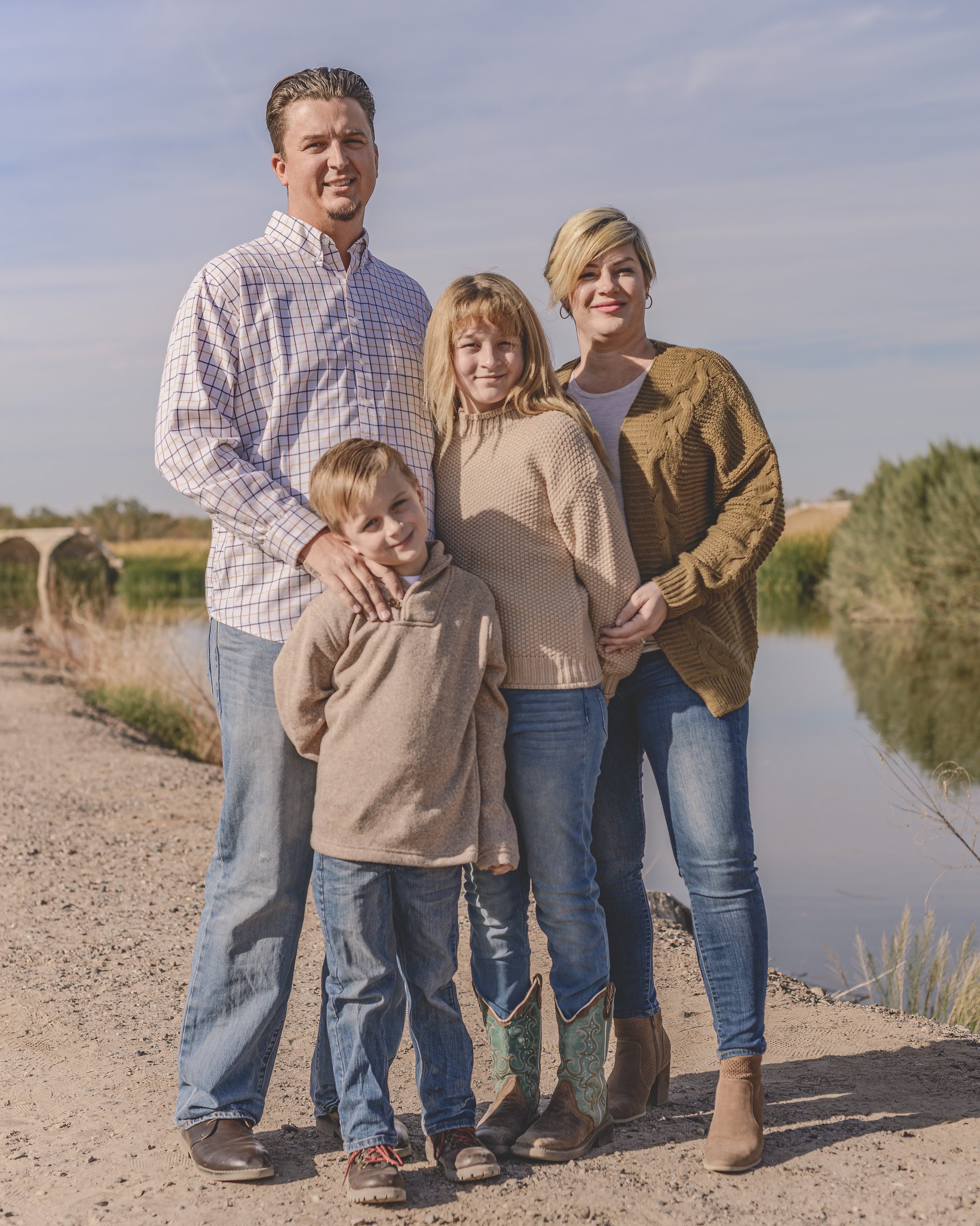 Rennacker Studio_Phoenix Portrait Photographer_211120_Hailey Family_DSC4369.jpg