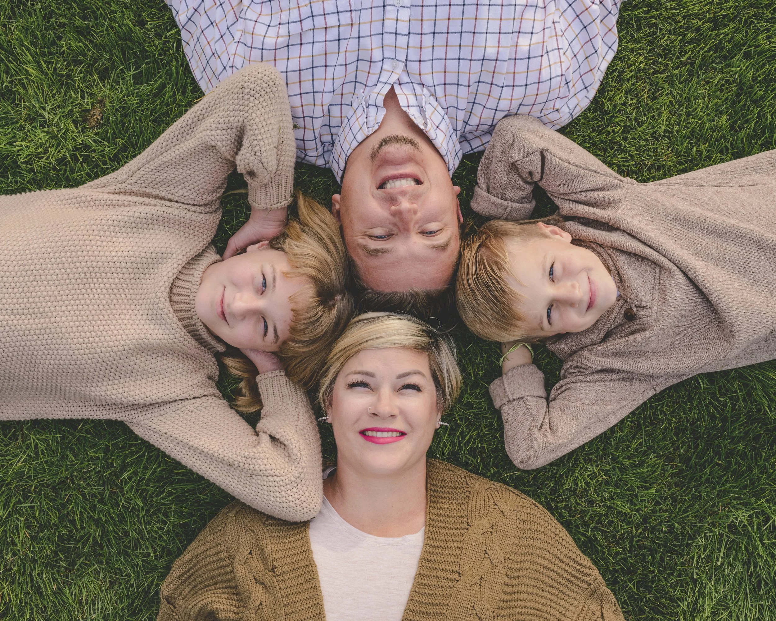 Rennacker Studio_Phoenix Portrait Photographer_211120_Hailey Family_DSC4938.jpg