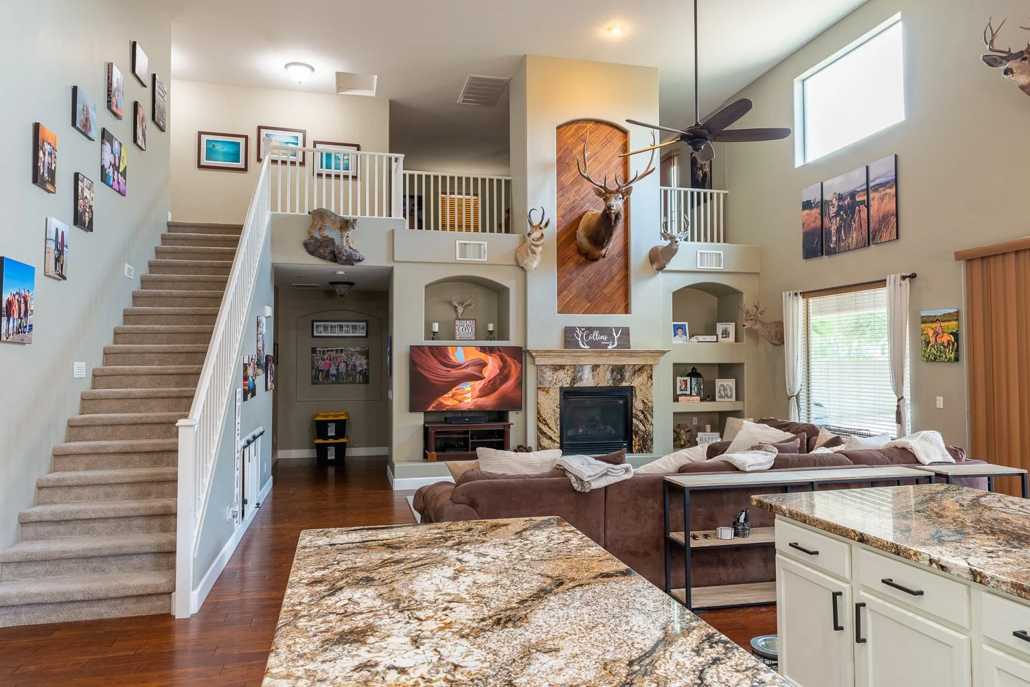 210917-15094 W Sells Drive Goodyear Arizona 85395-Great Room_DSC0906-HDR-Edit.jpg