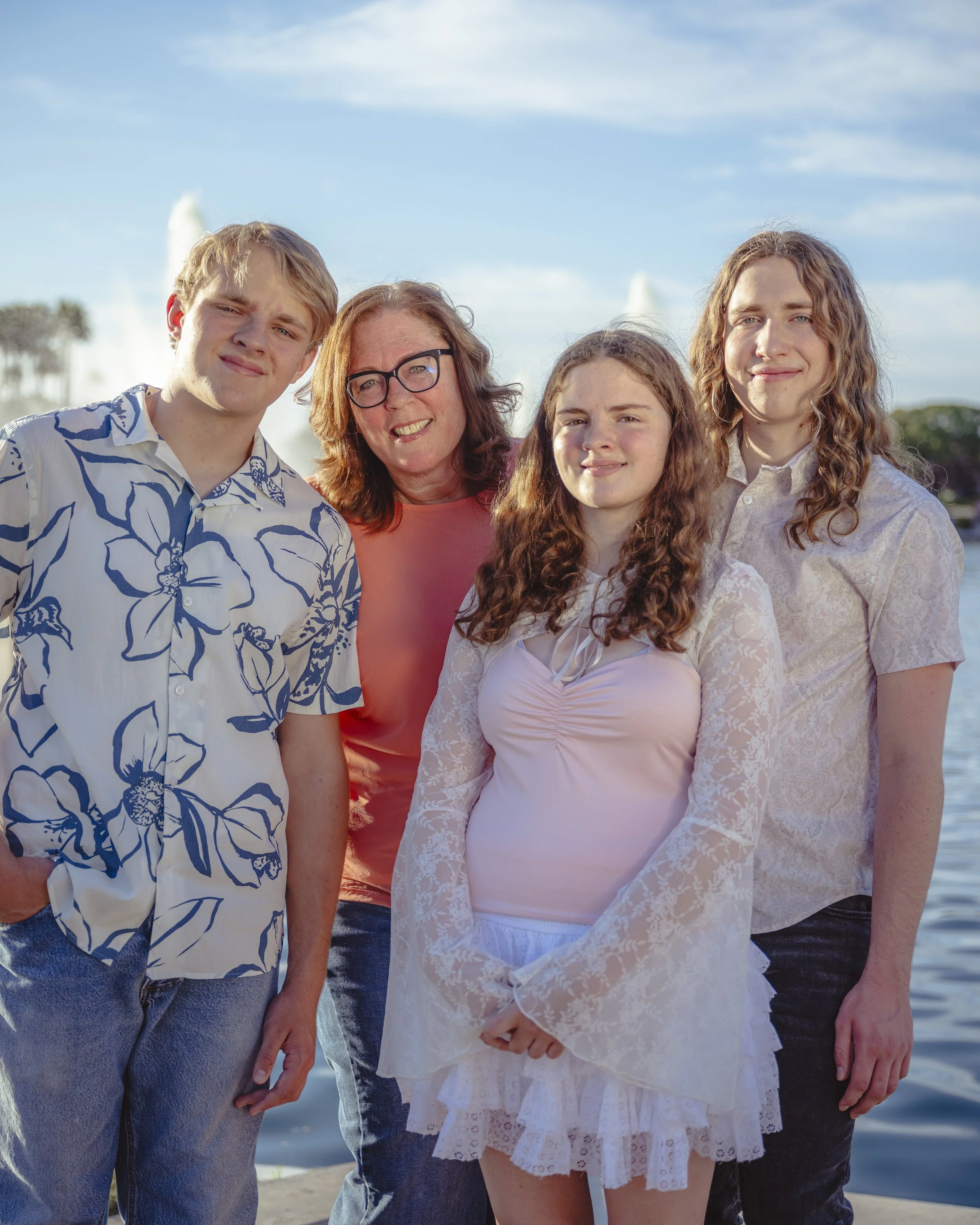 25-001_Traynor Family_Traynor Photoshoot_20250322_0076.jpg