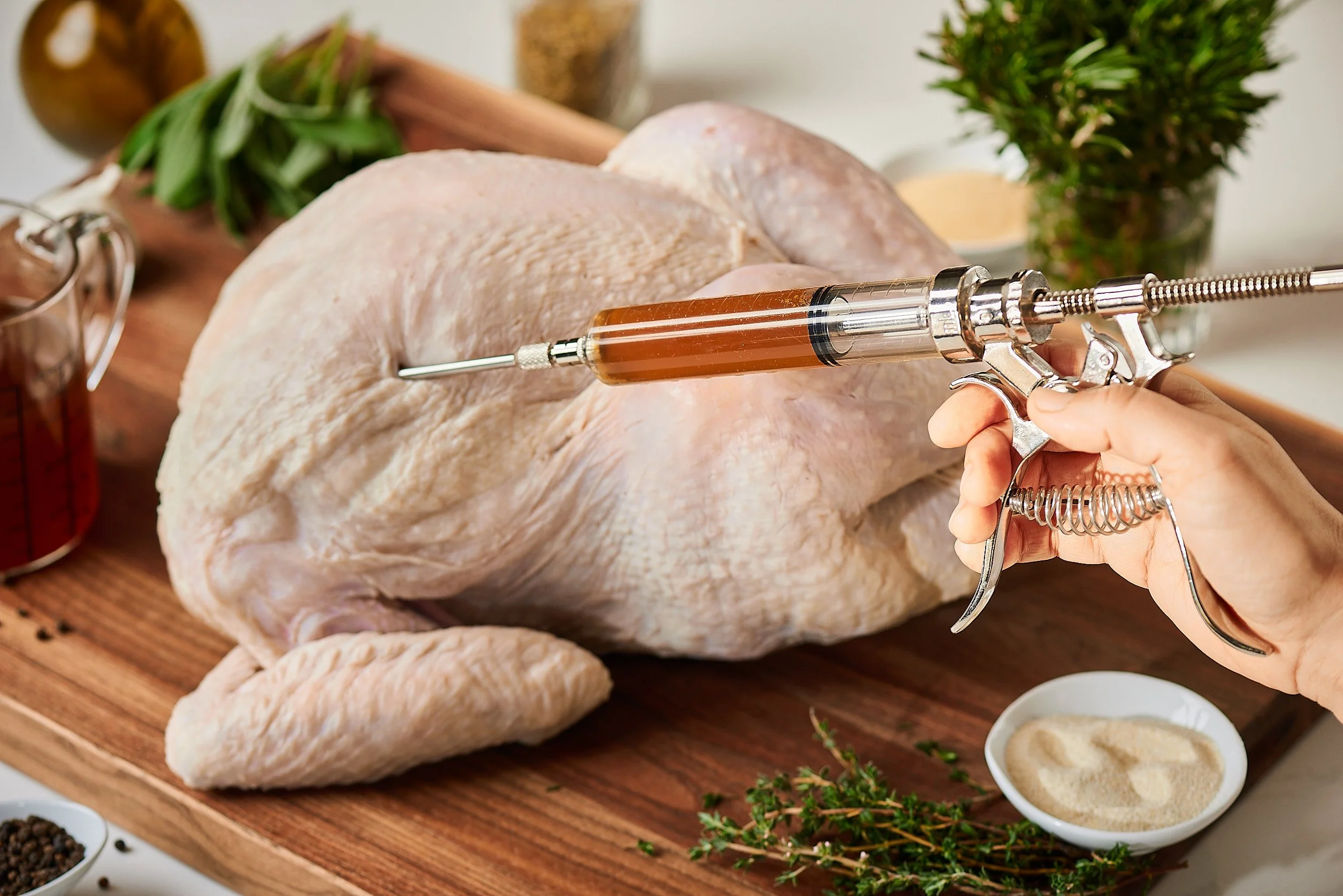 Rennacker Studio_Product Photography_NAN-21-014_Meat Injector Photography-Raw Turkey-1515.jpg