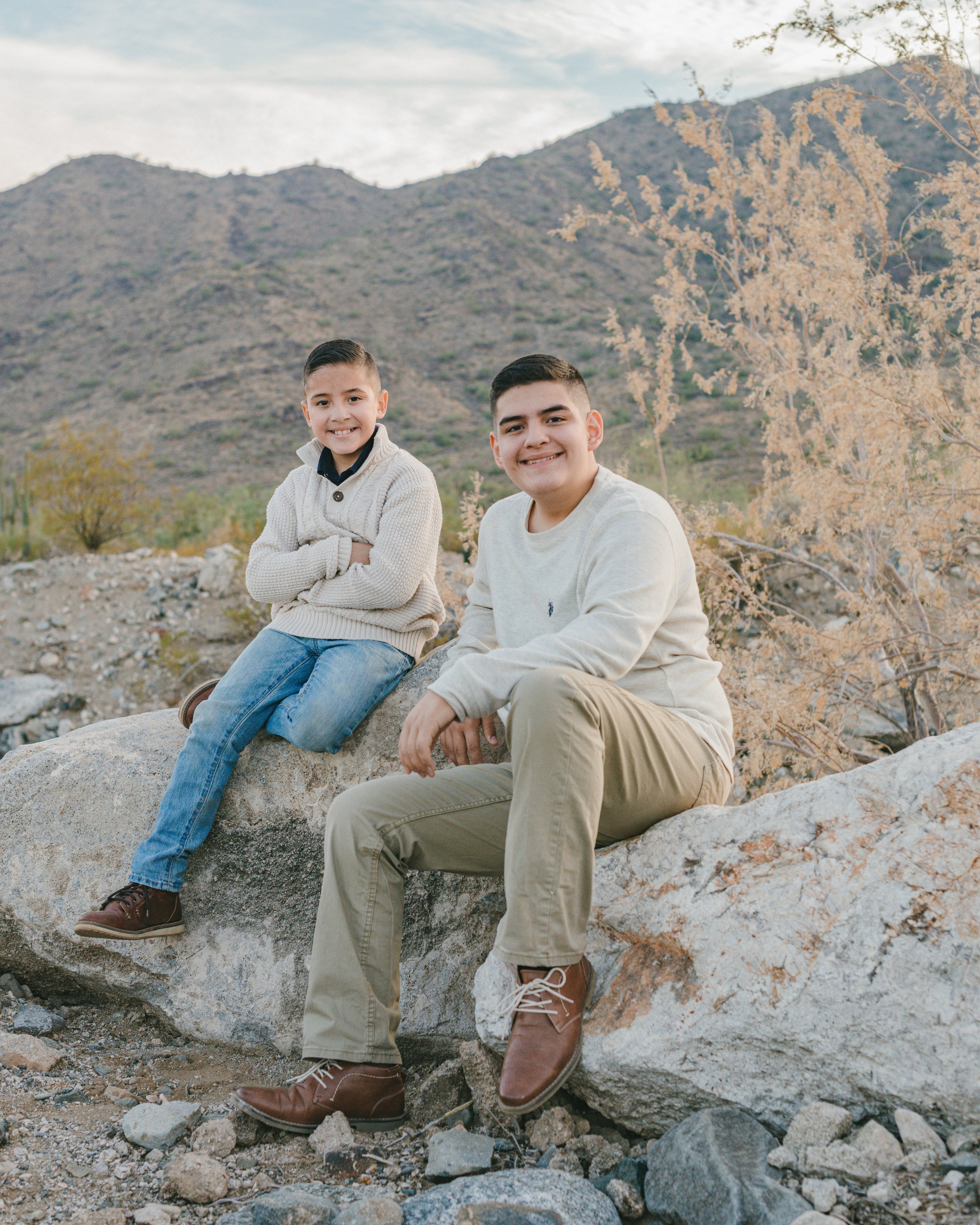 Rennacker Studio_Headshot Photography_211222_Valledor Family_DSC5969.jpg