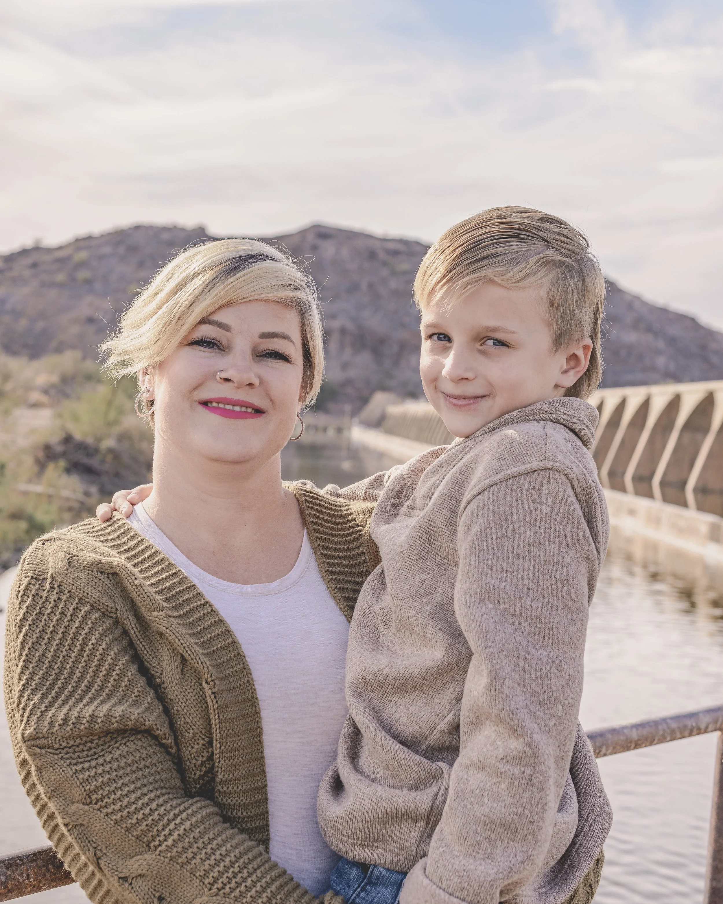 Rennacker Studio_Phoenix Portrait Photographer_211120_Hailey Family_DSC4539.jpg