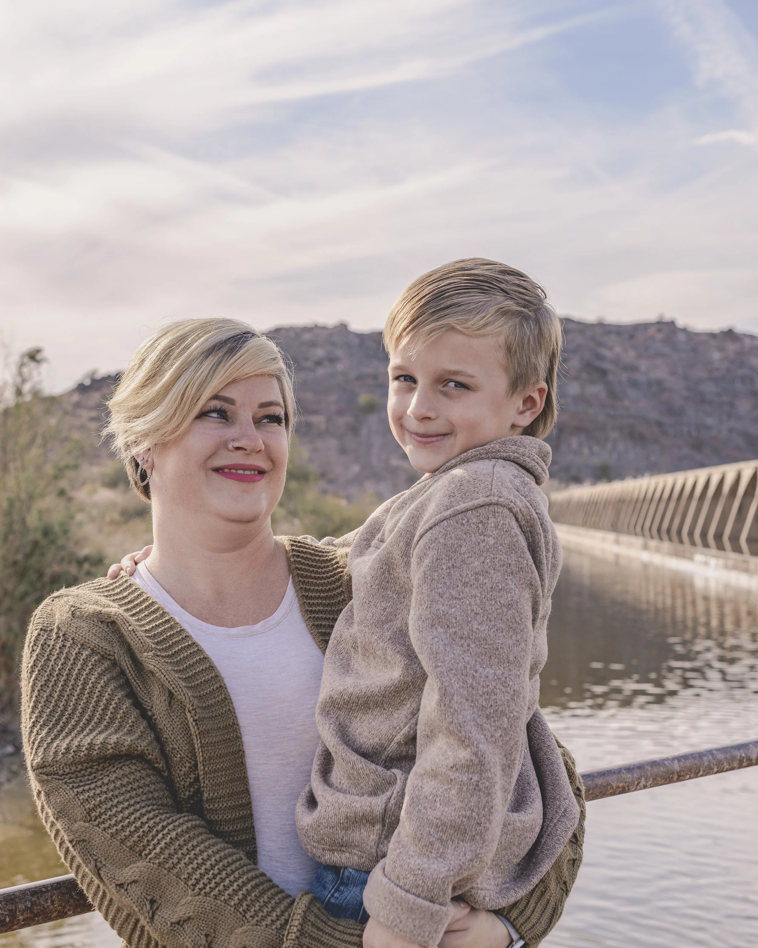 Rennacker Studio_Phoenix Portrait Photographer_211120_Hailey Family_DSC4544.jpg