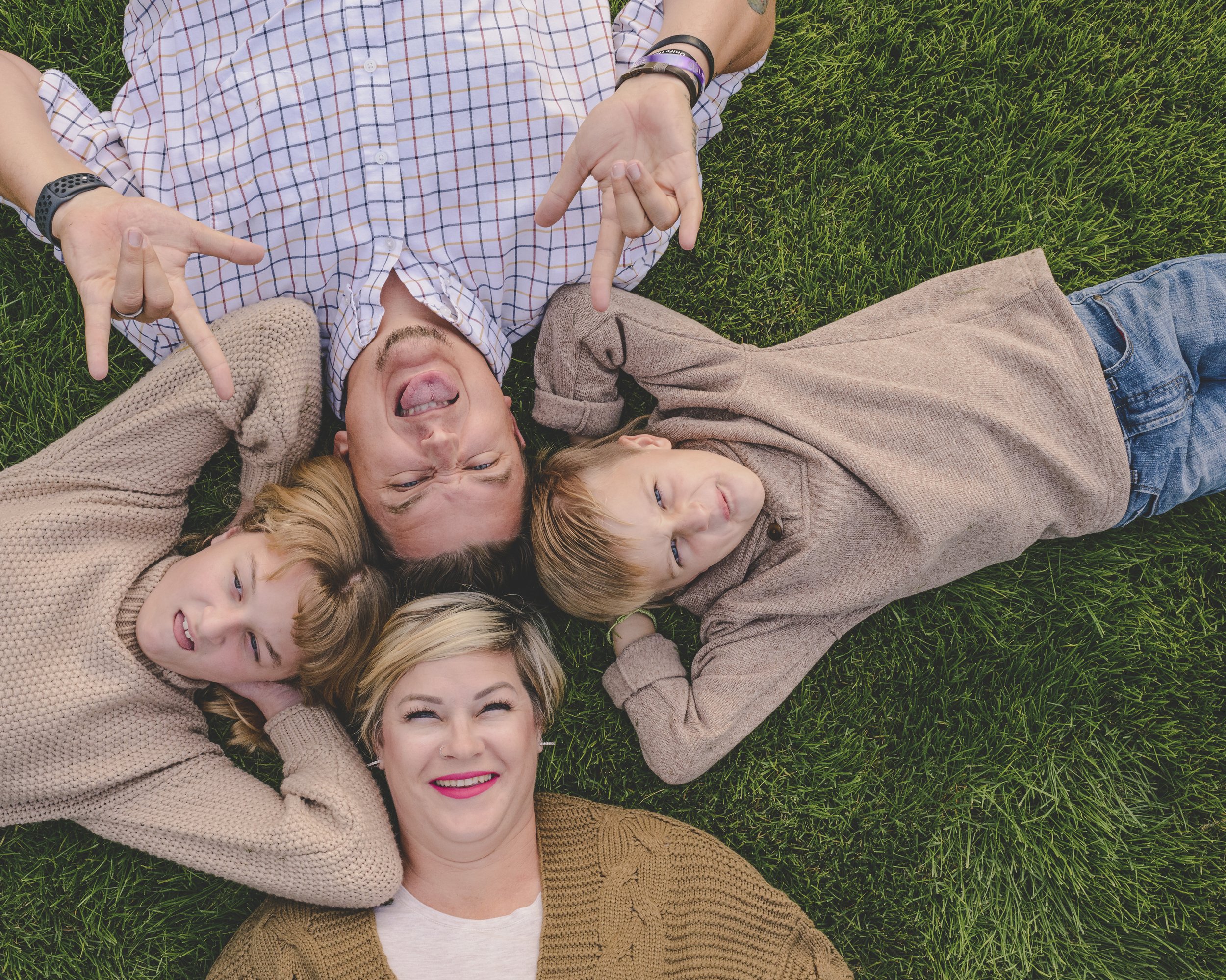 Rennacker Studio_Phoenix Portrait Photographer_211120_Hailey Family_DSC4964.jpg