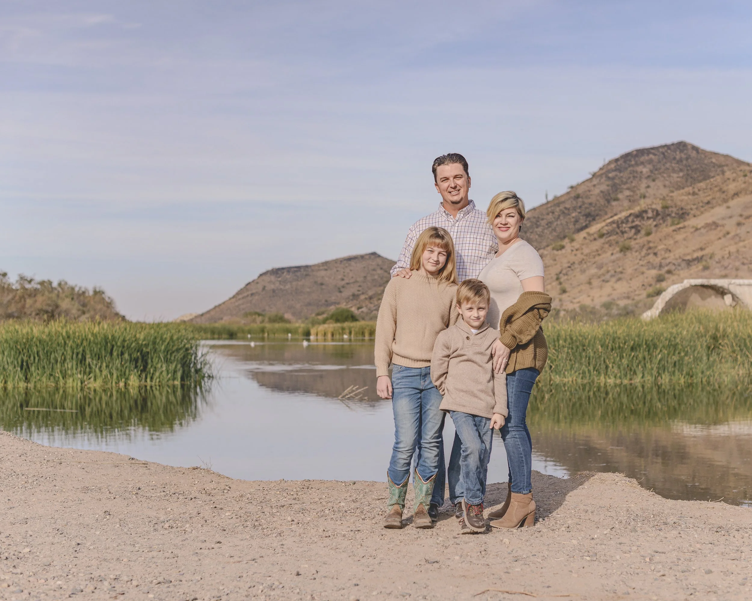 Rennacker Studio_Phoenix Portrait Photographer_211120_Hailey Family_DSC4389.jpg