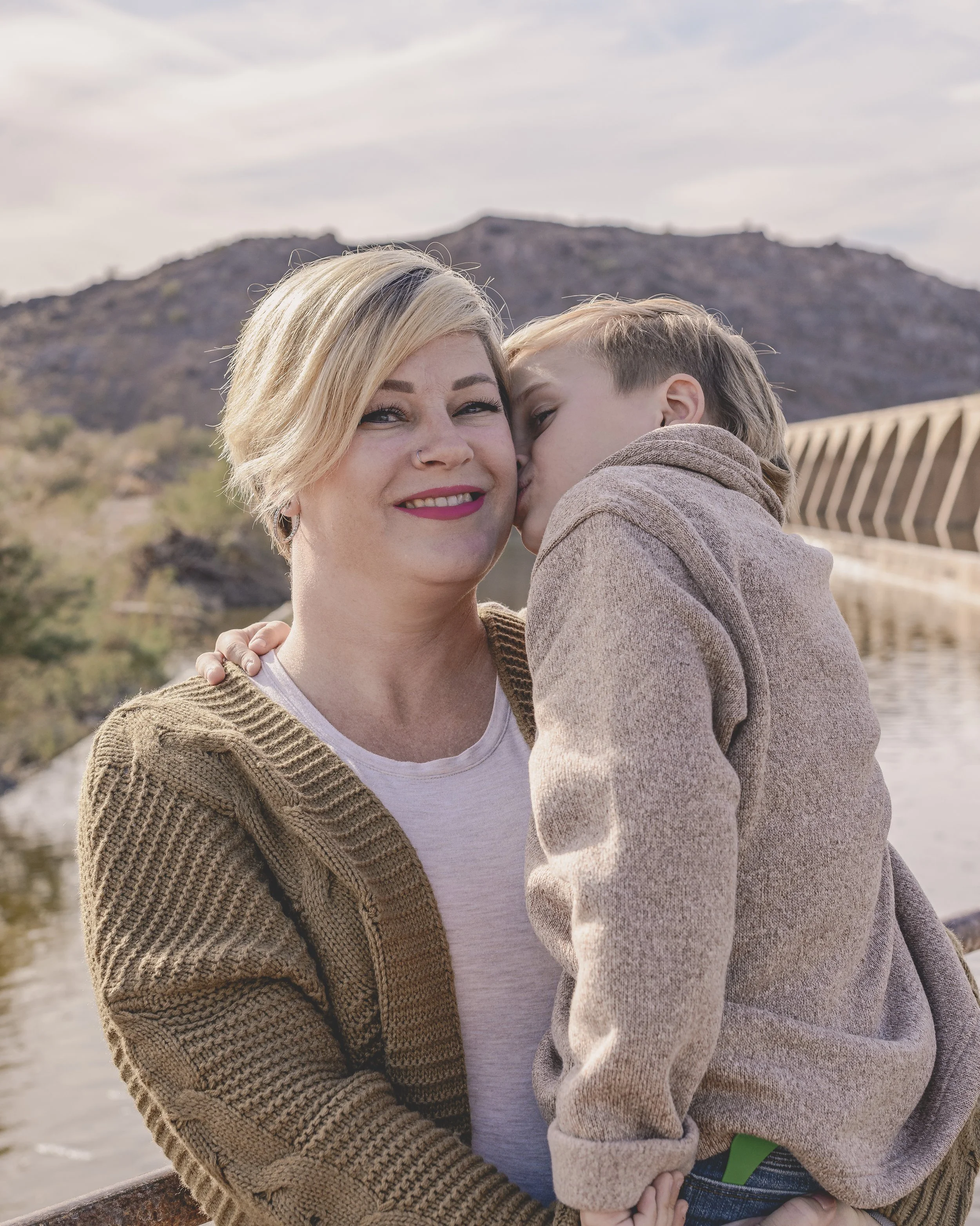 Rennacker Studio_Phoenix Portrait Photographer_211120_Hailey Family_DSC4534.jpg