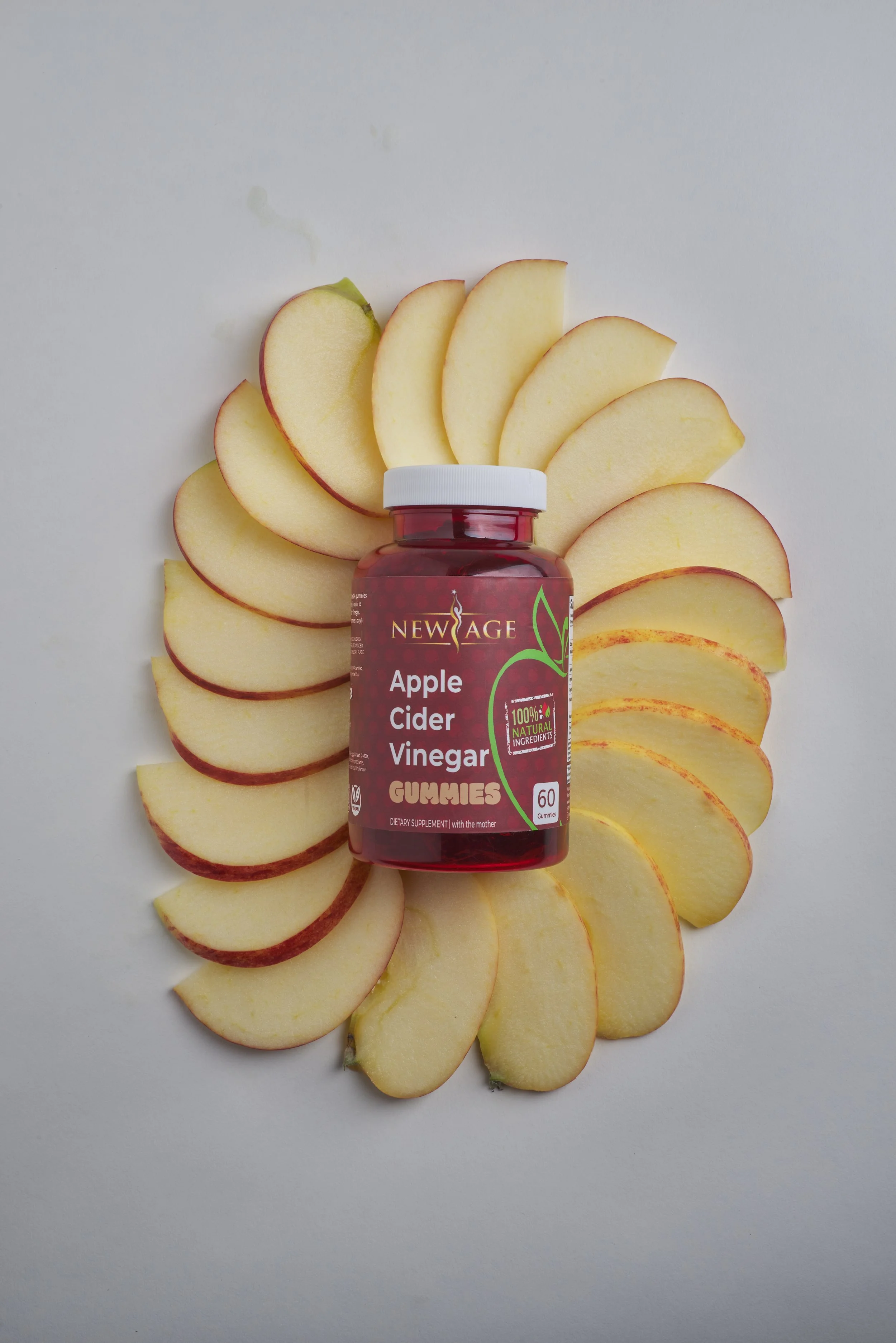 08032020-Apple Cider Vinegar Gummies Bottle with Apple Slices-07312020-Lifestyle and Produce3156.jpg