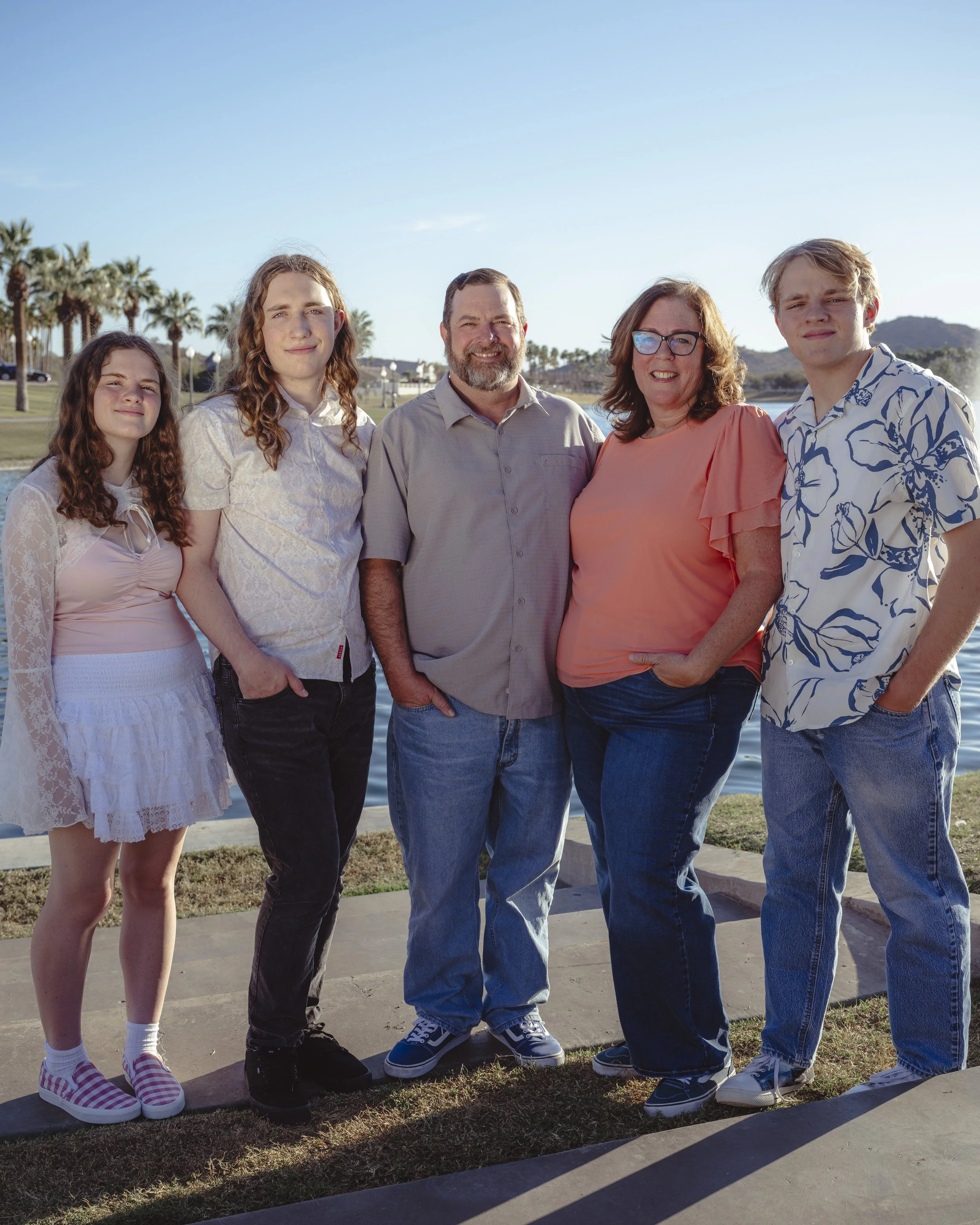 25-001_Traynor Family_Traynor Photoshoot_20250322_0008.jpg