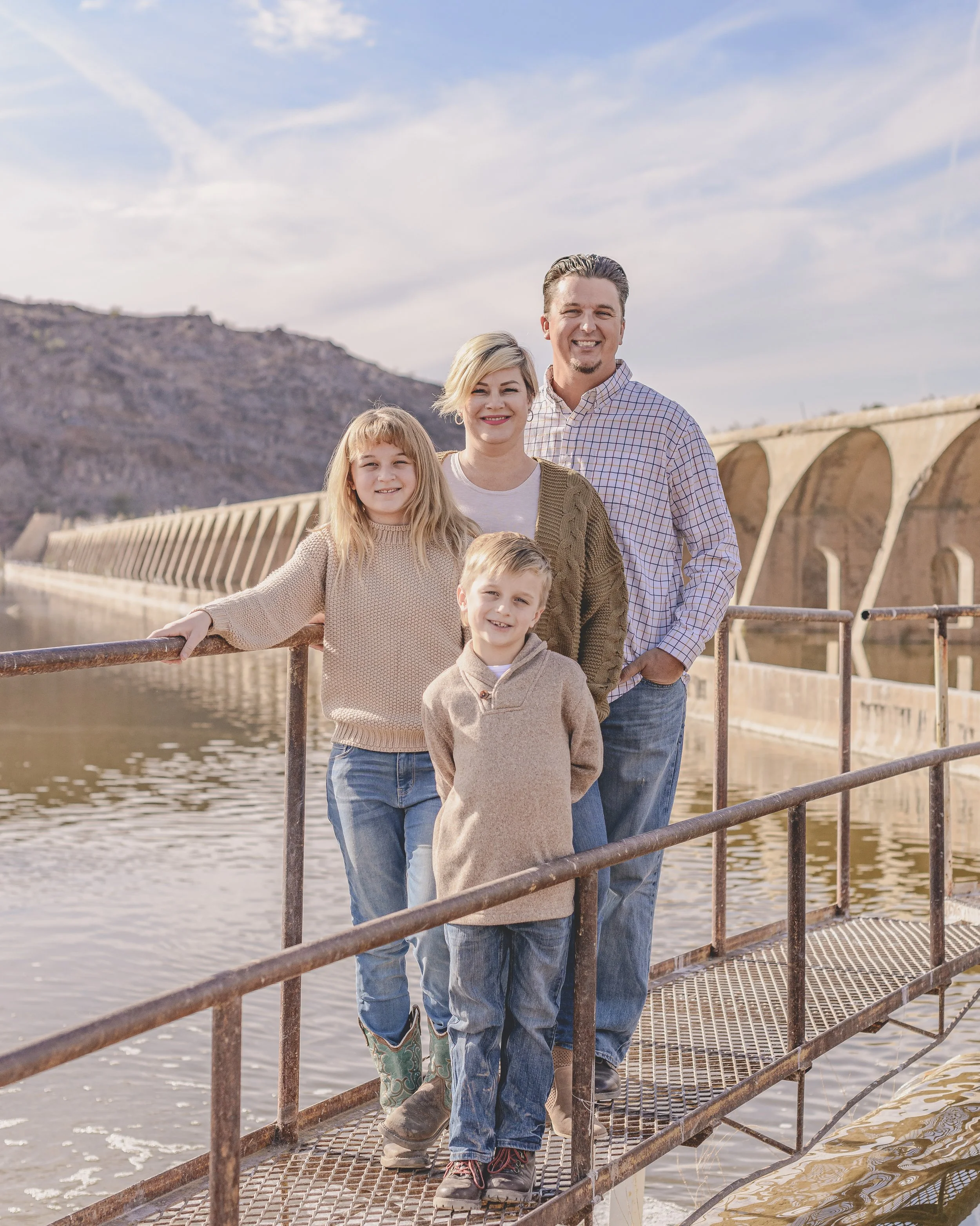 Rennacker Studio_Phoenix Portrait Photographer_211120_Hailey Family_DSC4437.jpg