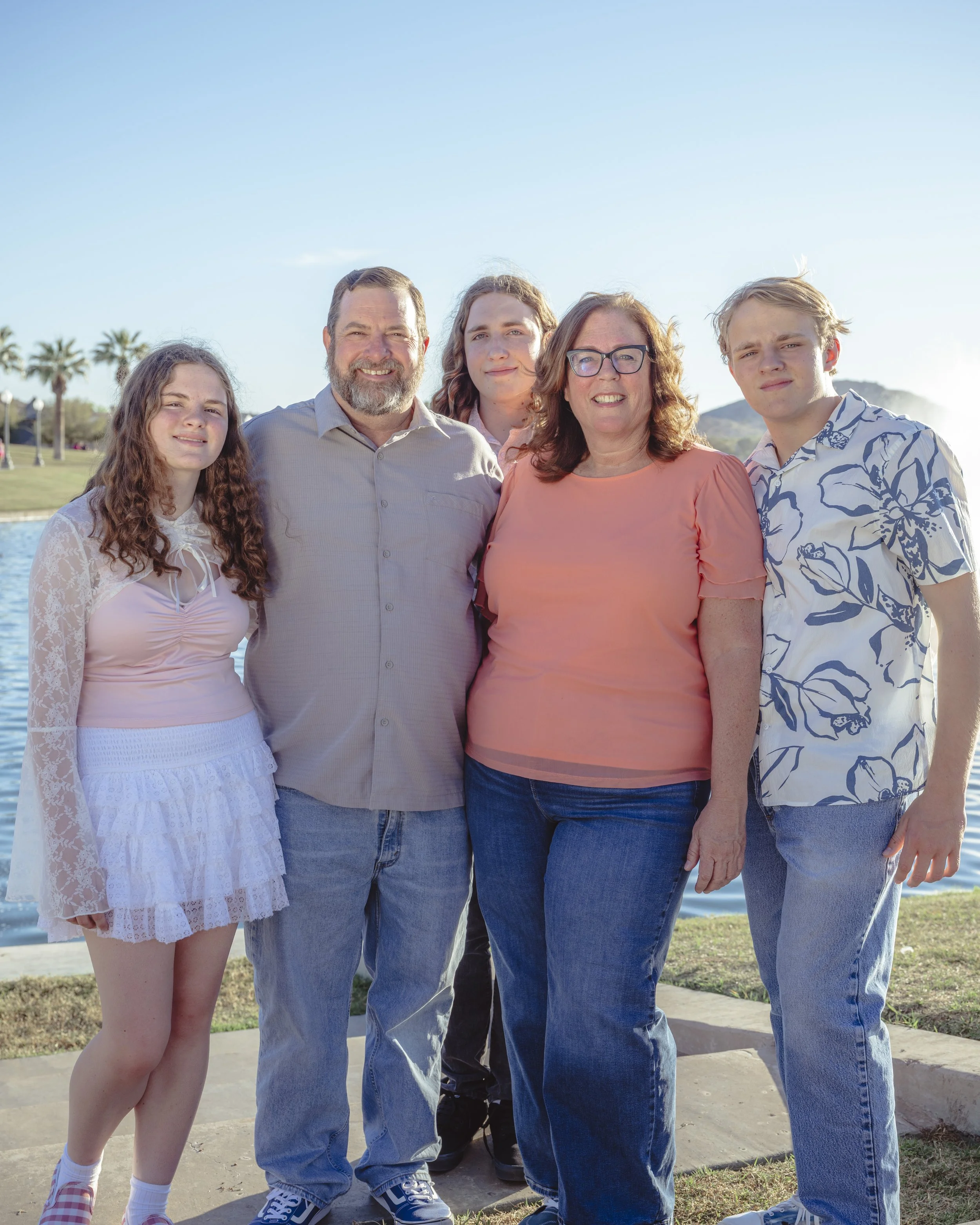 25-001_Traynor Family_Traynor Photoshoot_20250322_0003.jpg