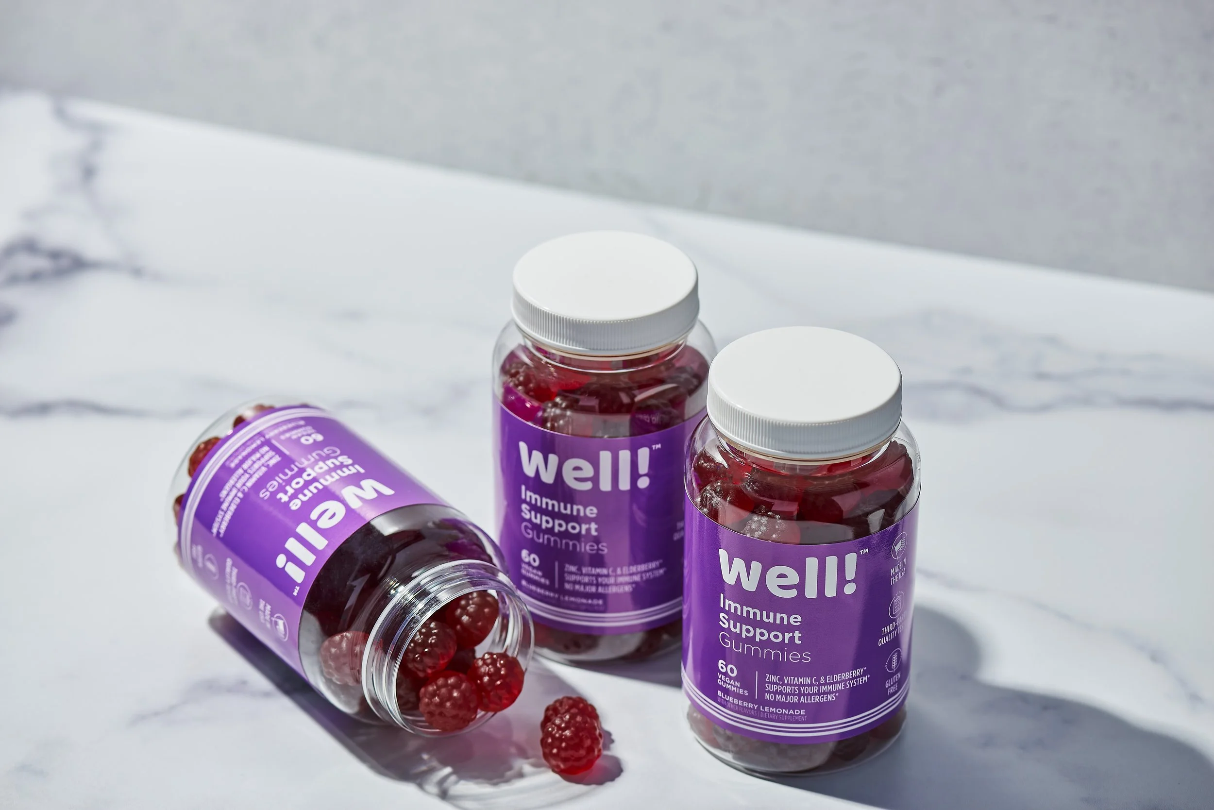 ￼210729_WEL-21-046￼_Immune Support Gummies4235.jpg