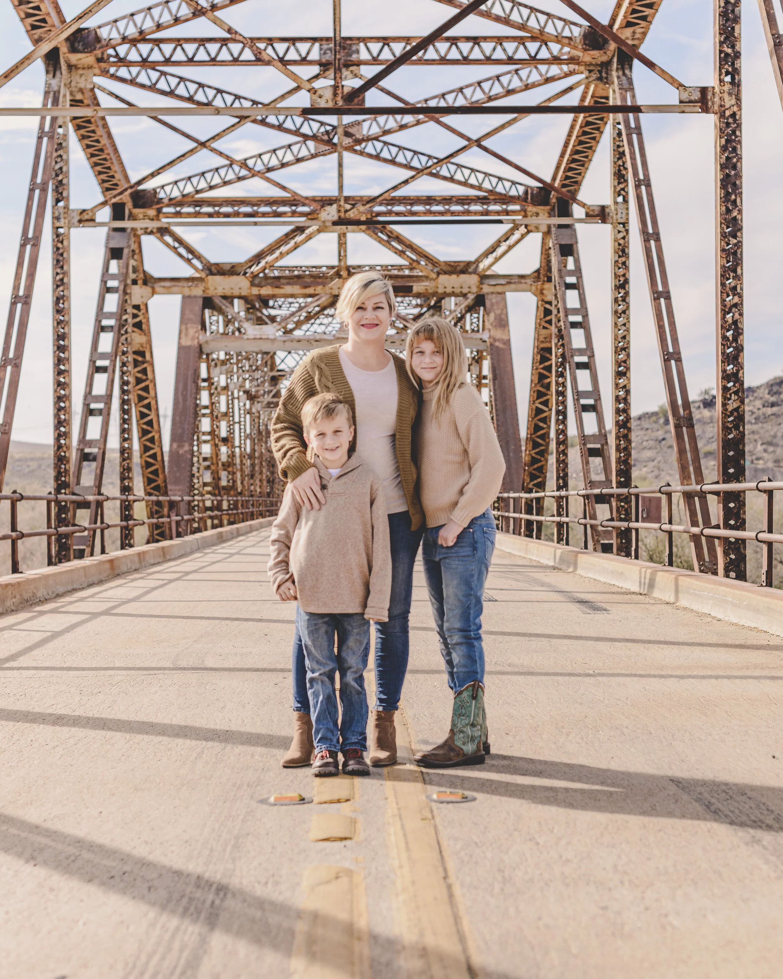 Rennacker Studio_Phoenix Portrait Photographer_211120_Hailey Family_DSC4187.jpg