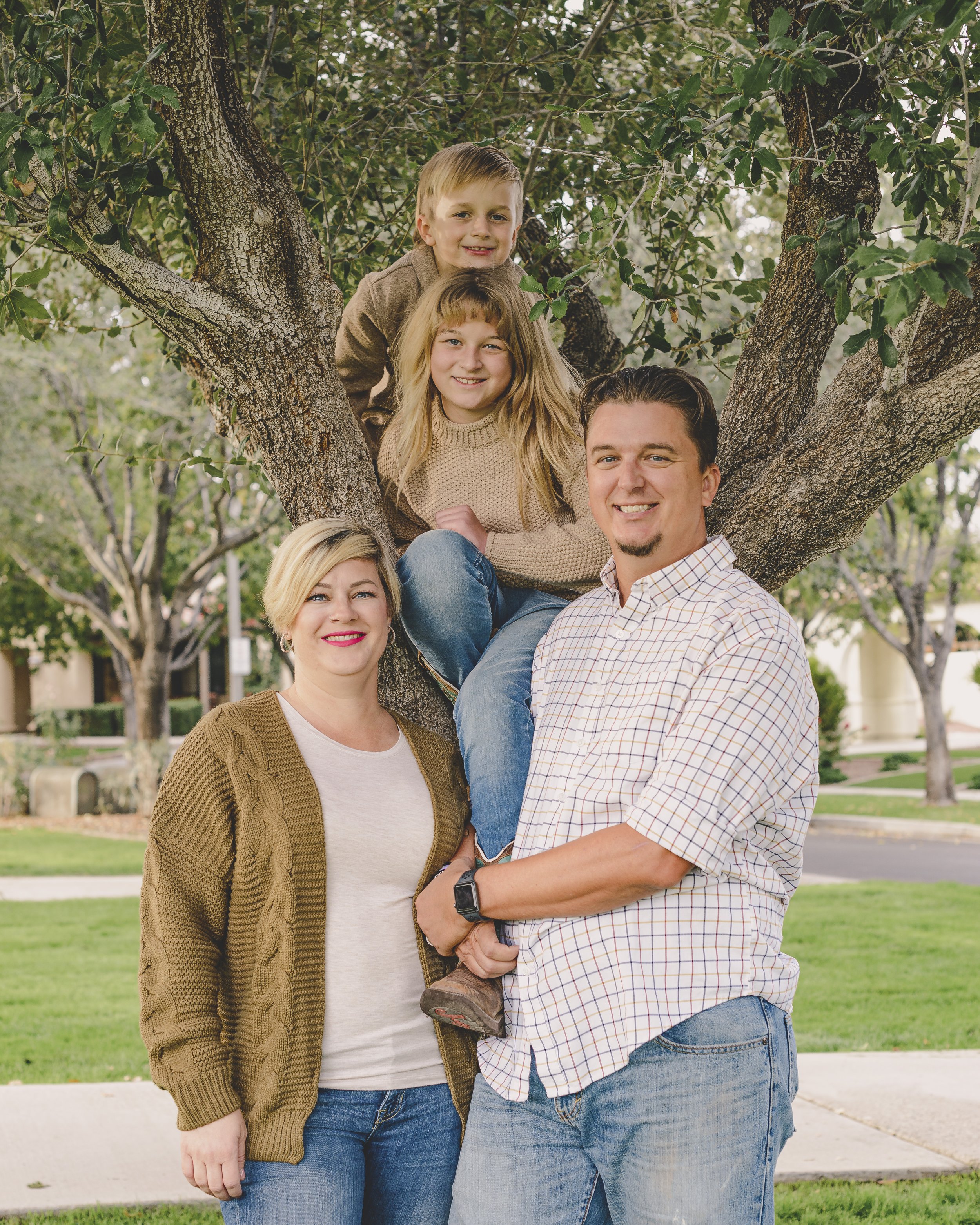 Rennacker Studio_Phoenix Portrait Photographer_211120_Hailey Family_DSC4877.jpg