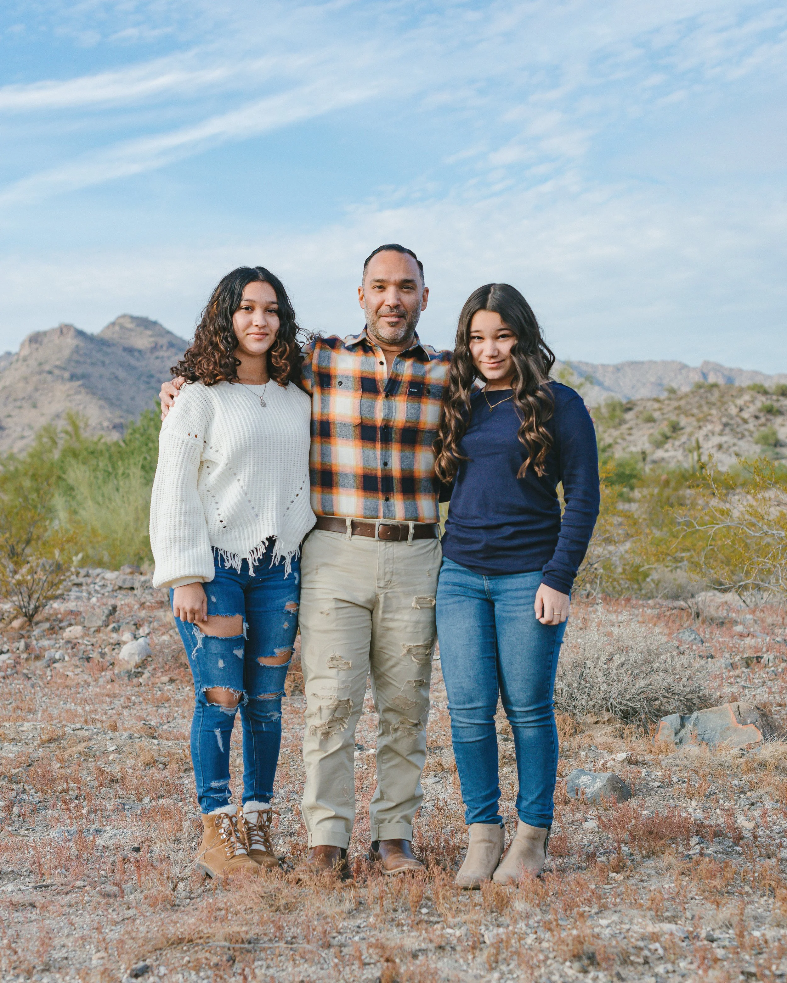 Rennacker Studio_Headshot Photography_211222_Valledor Family_DSC5241.jpg