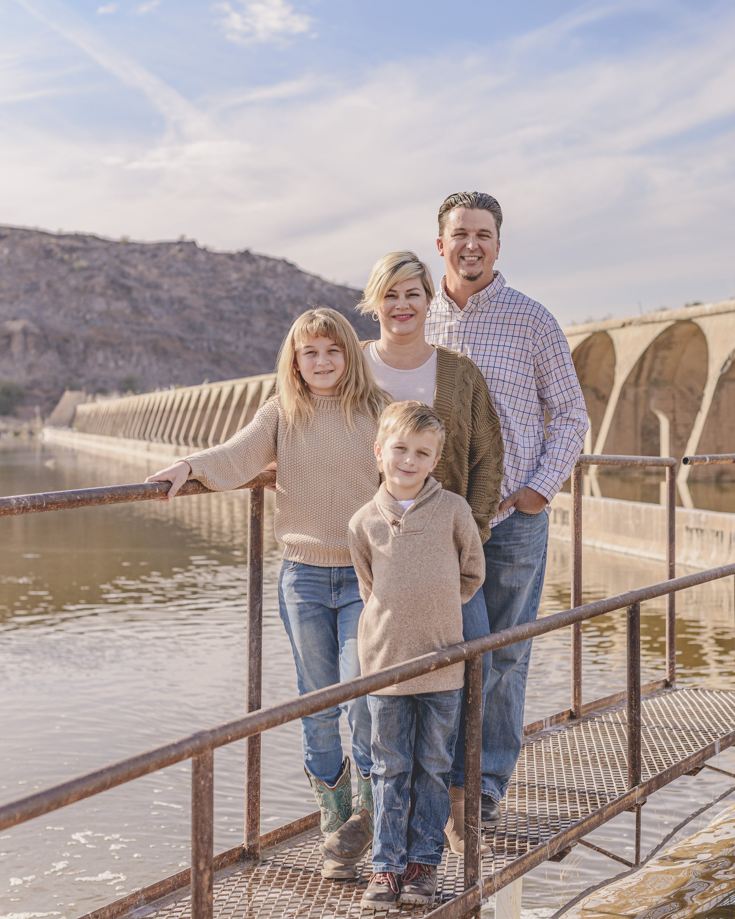 Rennacker Studio_Phoenix Portrait Photographer_211120_Hailey Family_DSC4443.jpg