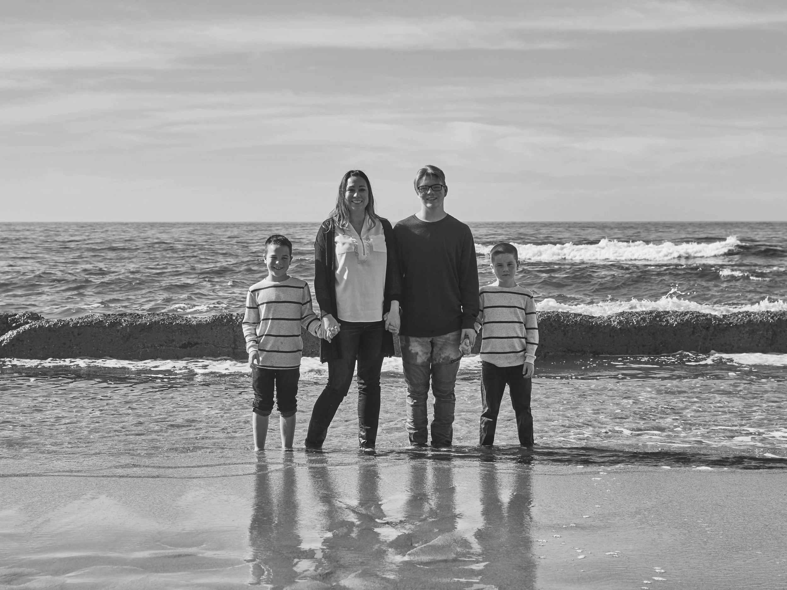 Kristy & Boys 2084_Rennacker Studio_Phoenix Portrait Photographer.jpg